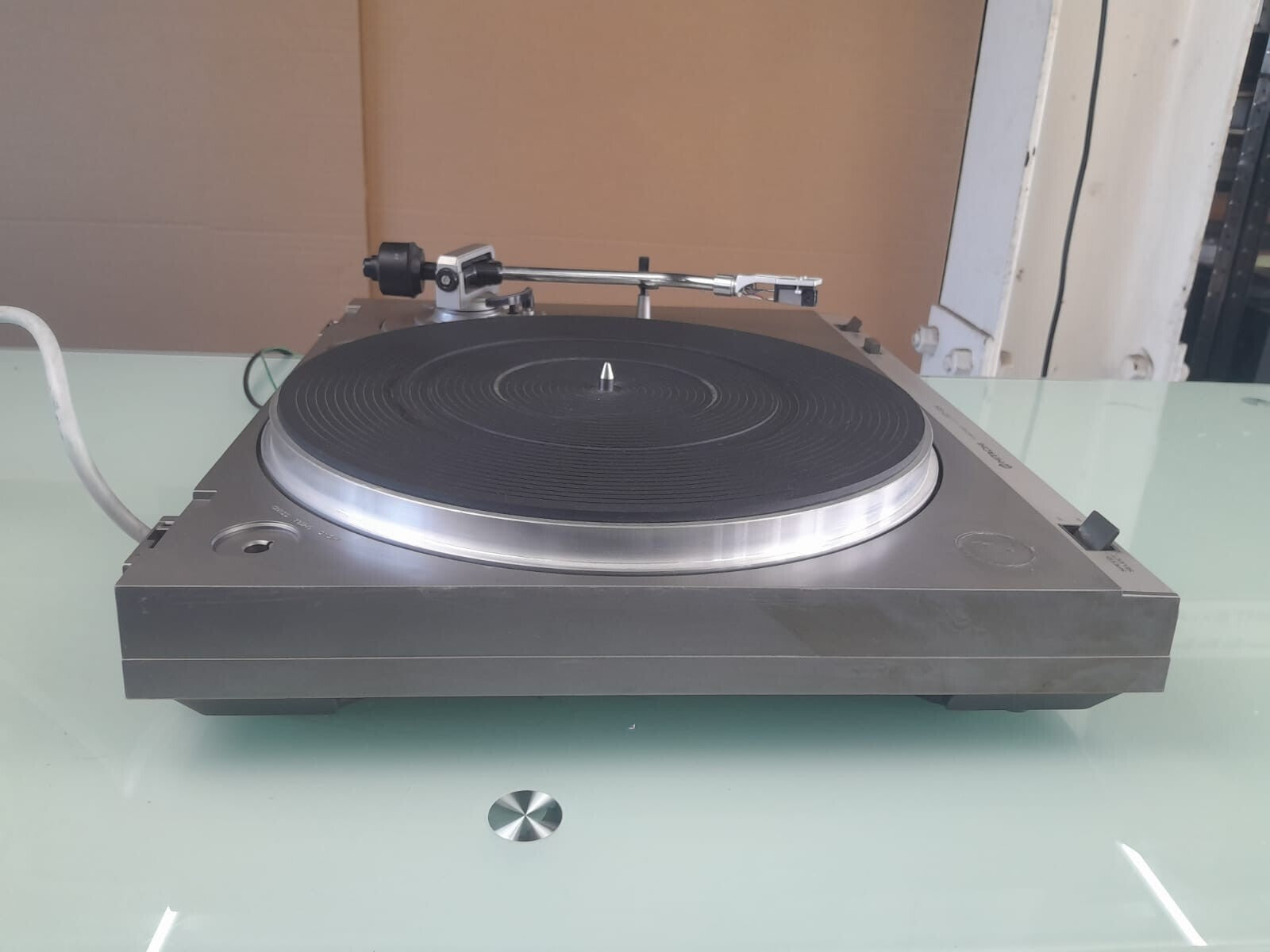 HITACHI HT 324 TURNTABLE