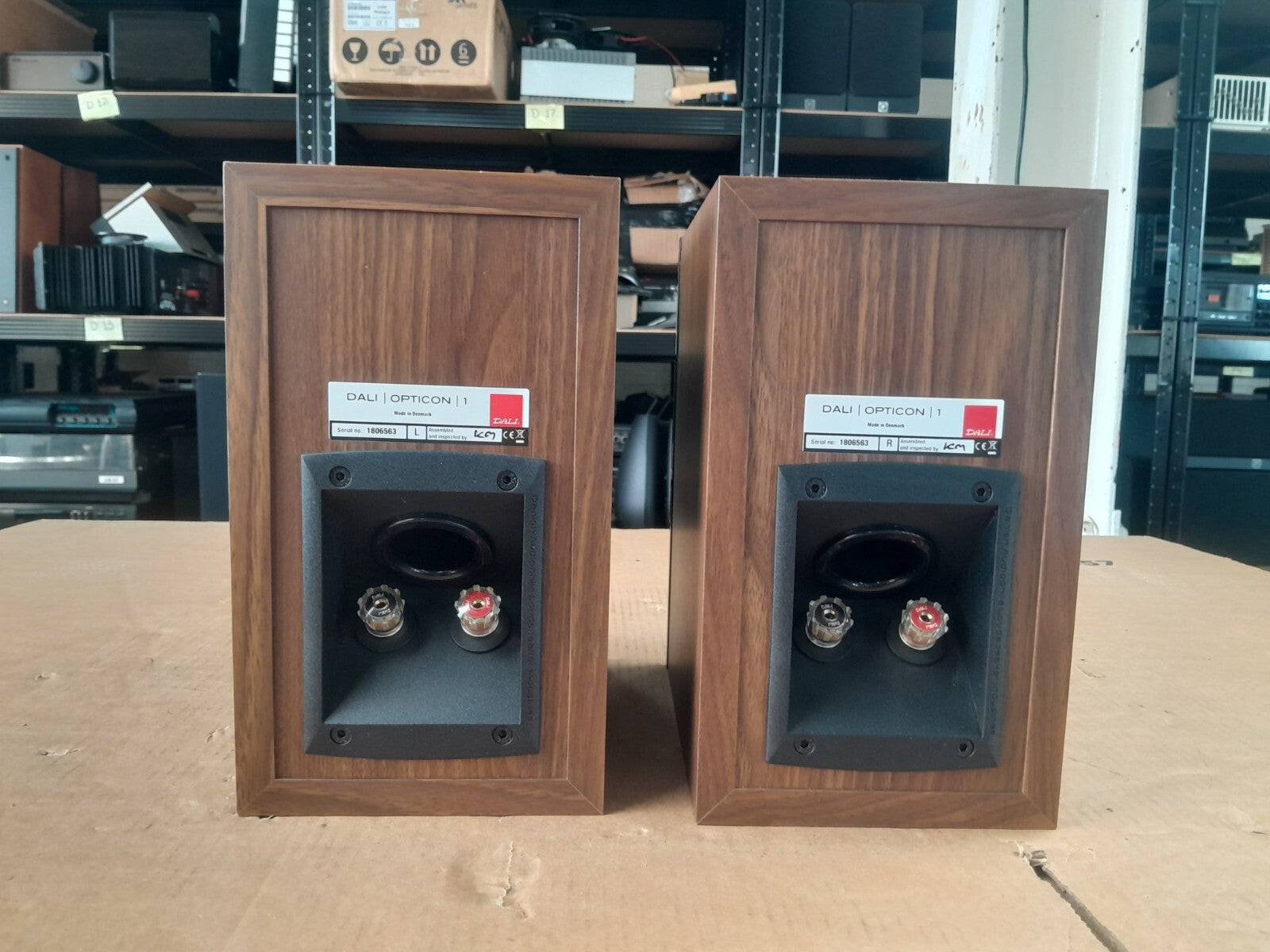 Dali Opticon 1 Speakers