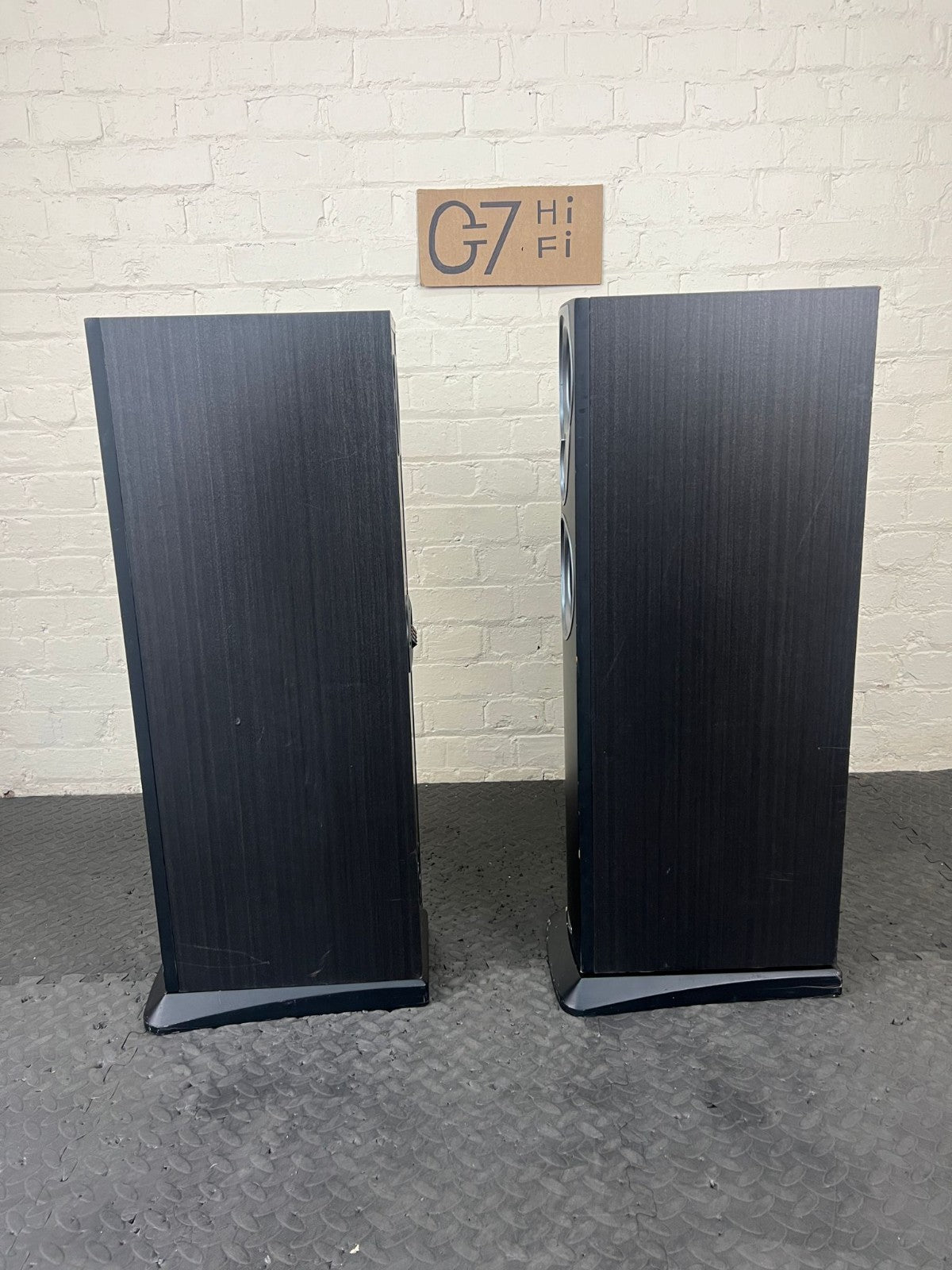 MISSION MX 3 FLOOR STANDING SPEAKERS WITH SPEAKER PLATFORMS STANDS