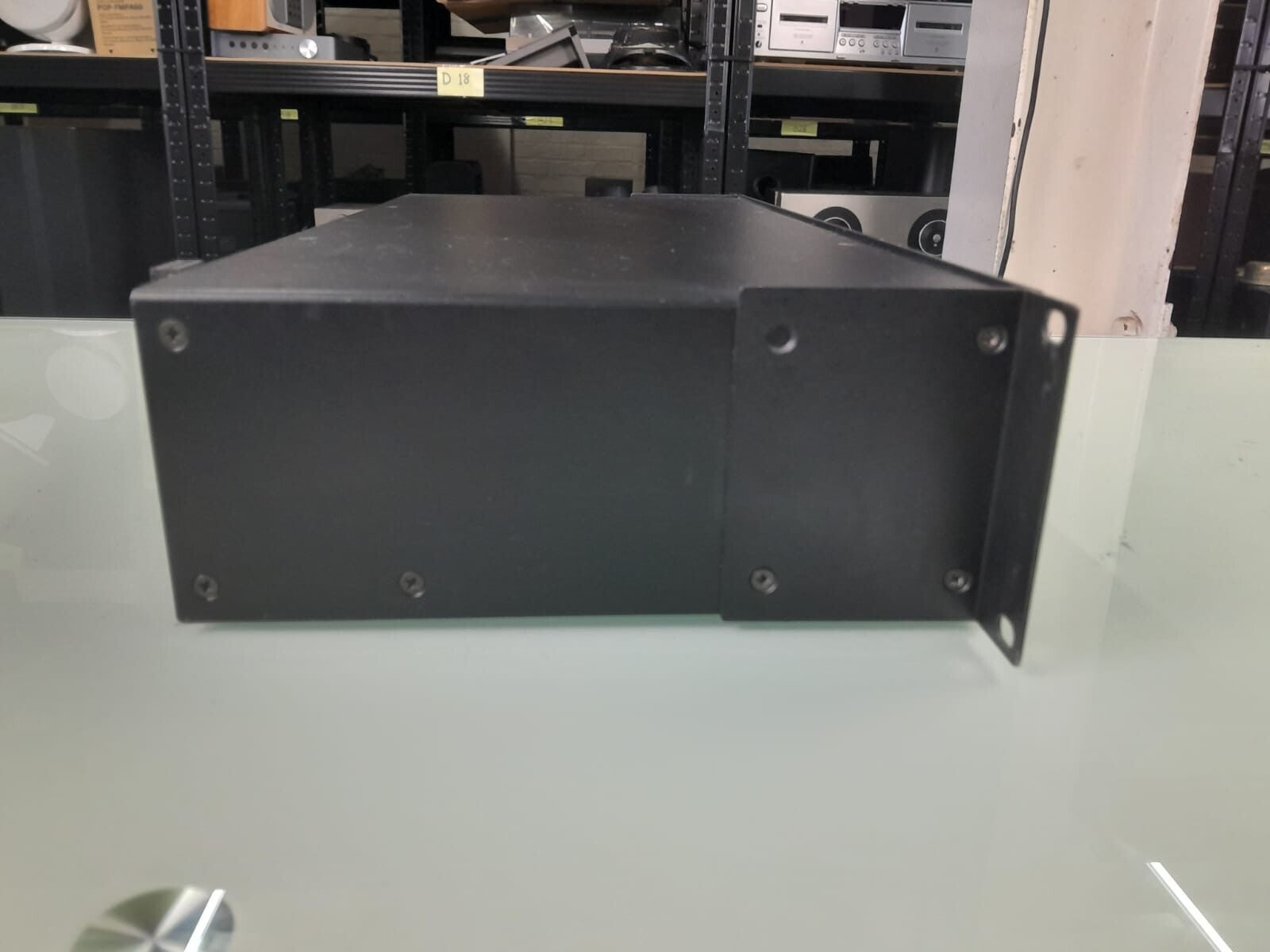 CRESTRON CNX BIPAD8 PROFESSIONAL AUDIO DISTRIBUTION PROCESSOR