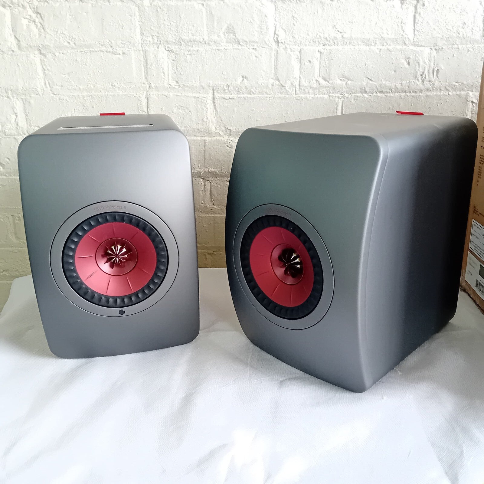 KEF LS50 WIRELESS II TITANIUM GREY SPEAKERS