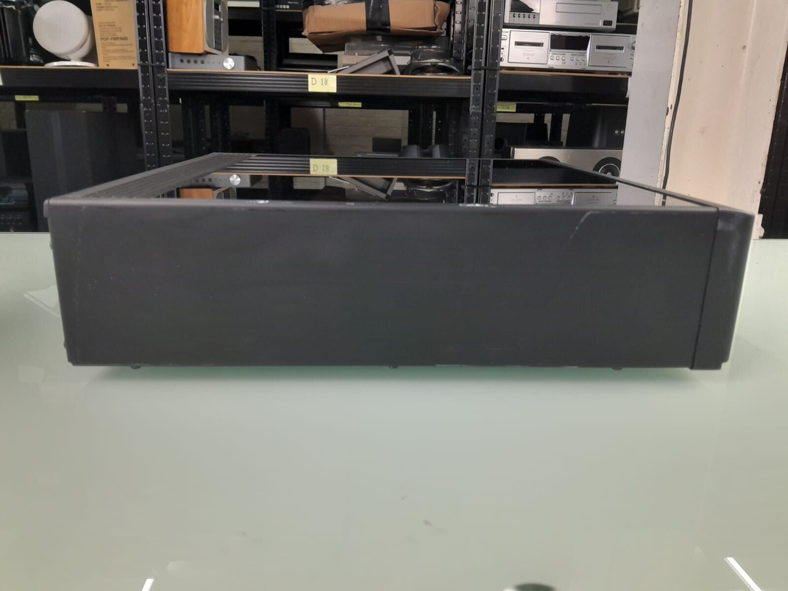 MERIDIAN 568 DIGITAL SURROUND PROCESSOR