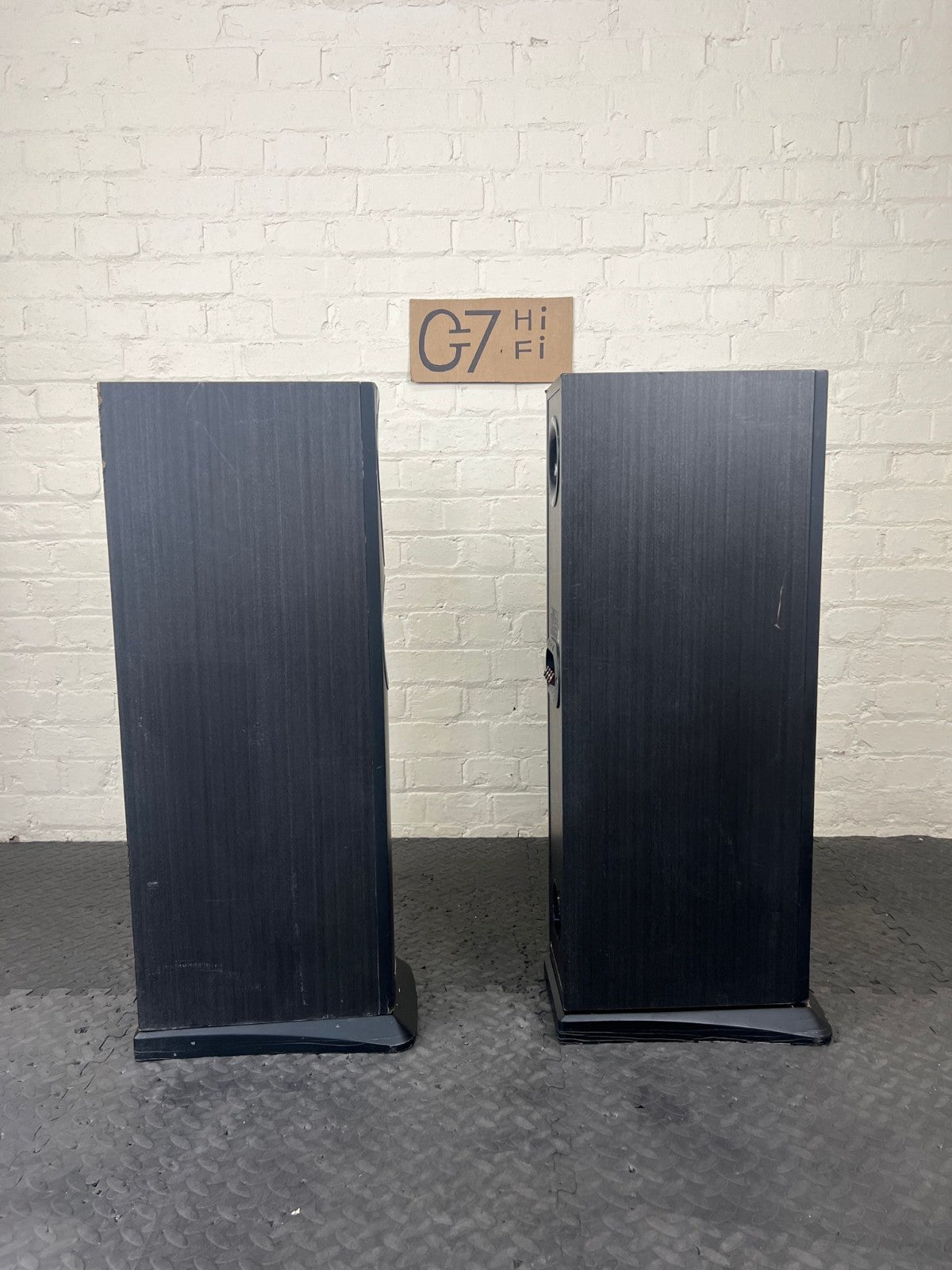 MISSION MX 3 FLOOR STANDING SPEAKERS WITH SPEAKER PLATFORMS STANDS