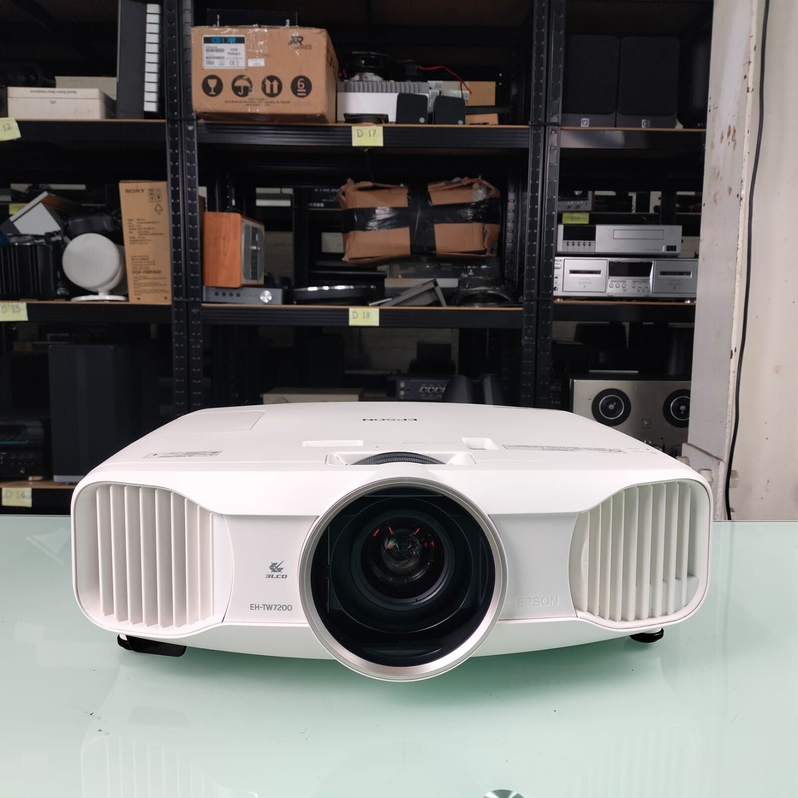 EPSON EH-TW7200 H589B LCD PROJECTOR WITH REMOTE