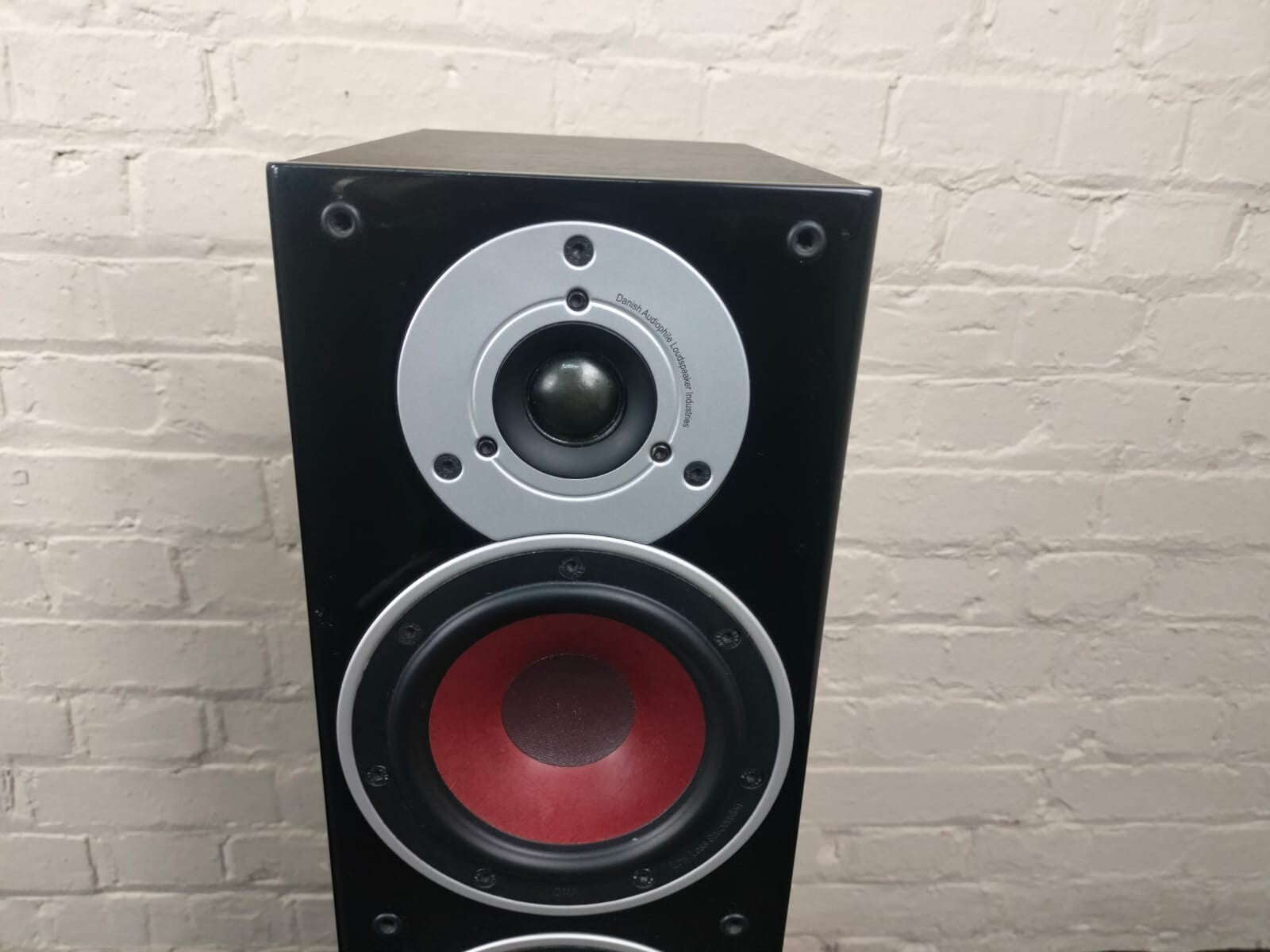 DALI ZENSOR 5 FLOOR STANDING SPEAKERS