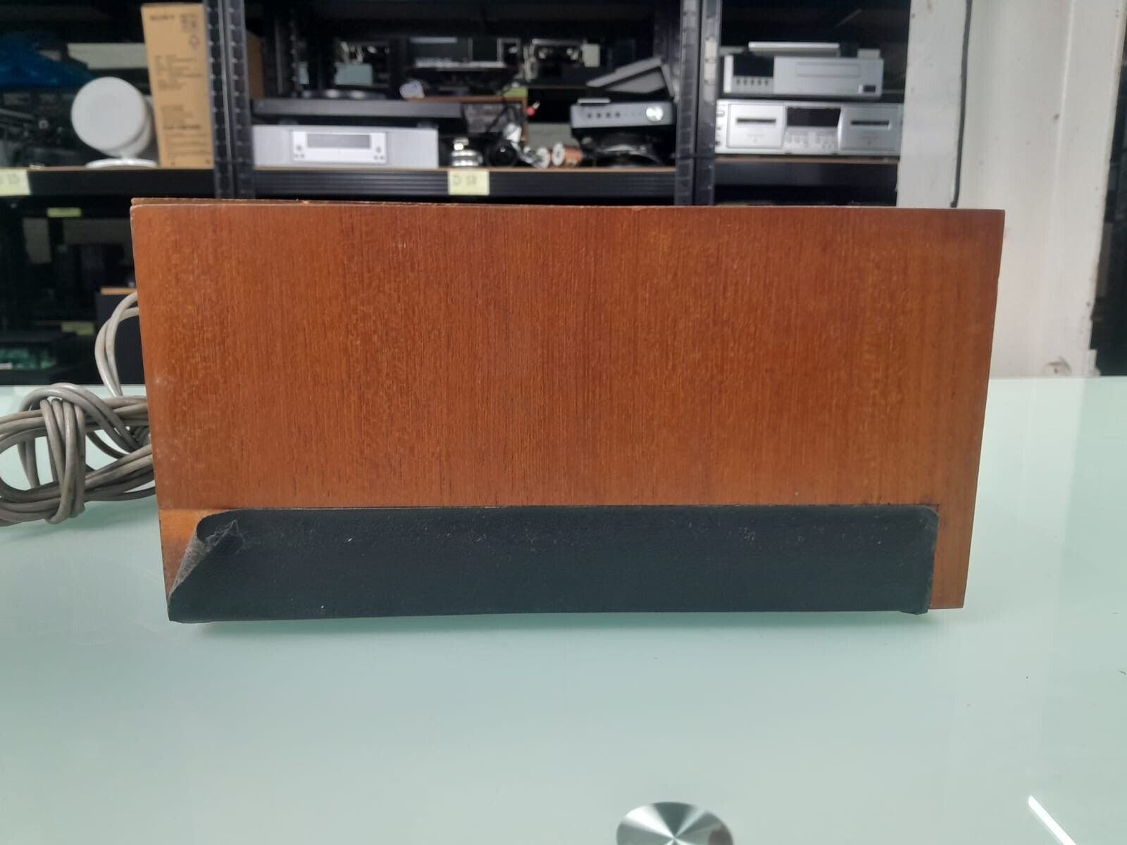 LEAK STEREOFETIC FM TUNER