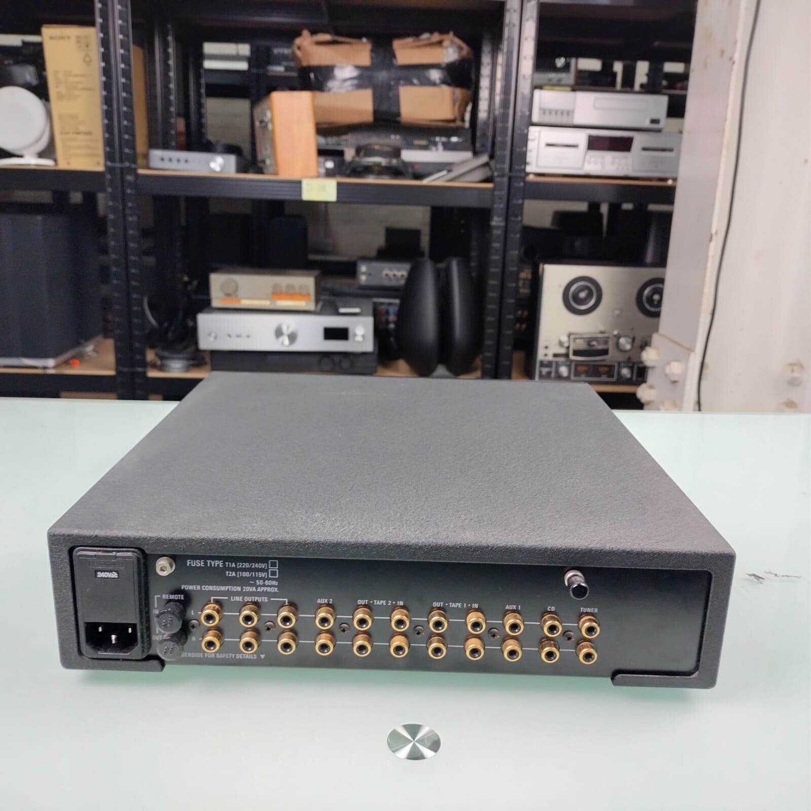 LINN KAIRN PRO PREAMPLIFIER WITH REMOTE