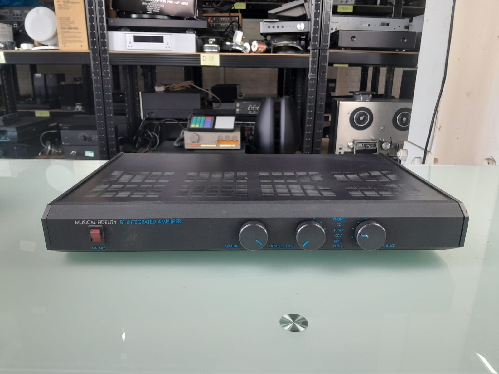 MUSICAL FIDELITY B1 INTEGRATED AMPLIFIER