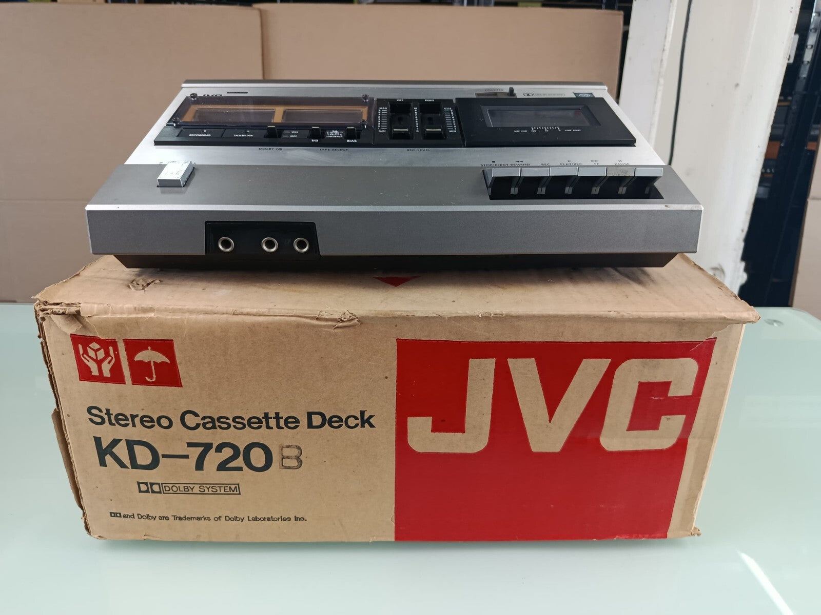 JVC KD 720 STEREO CASSETTE DECK