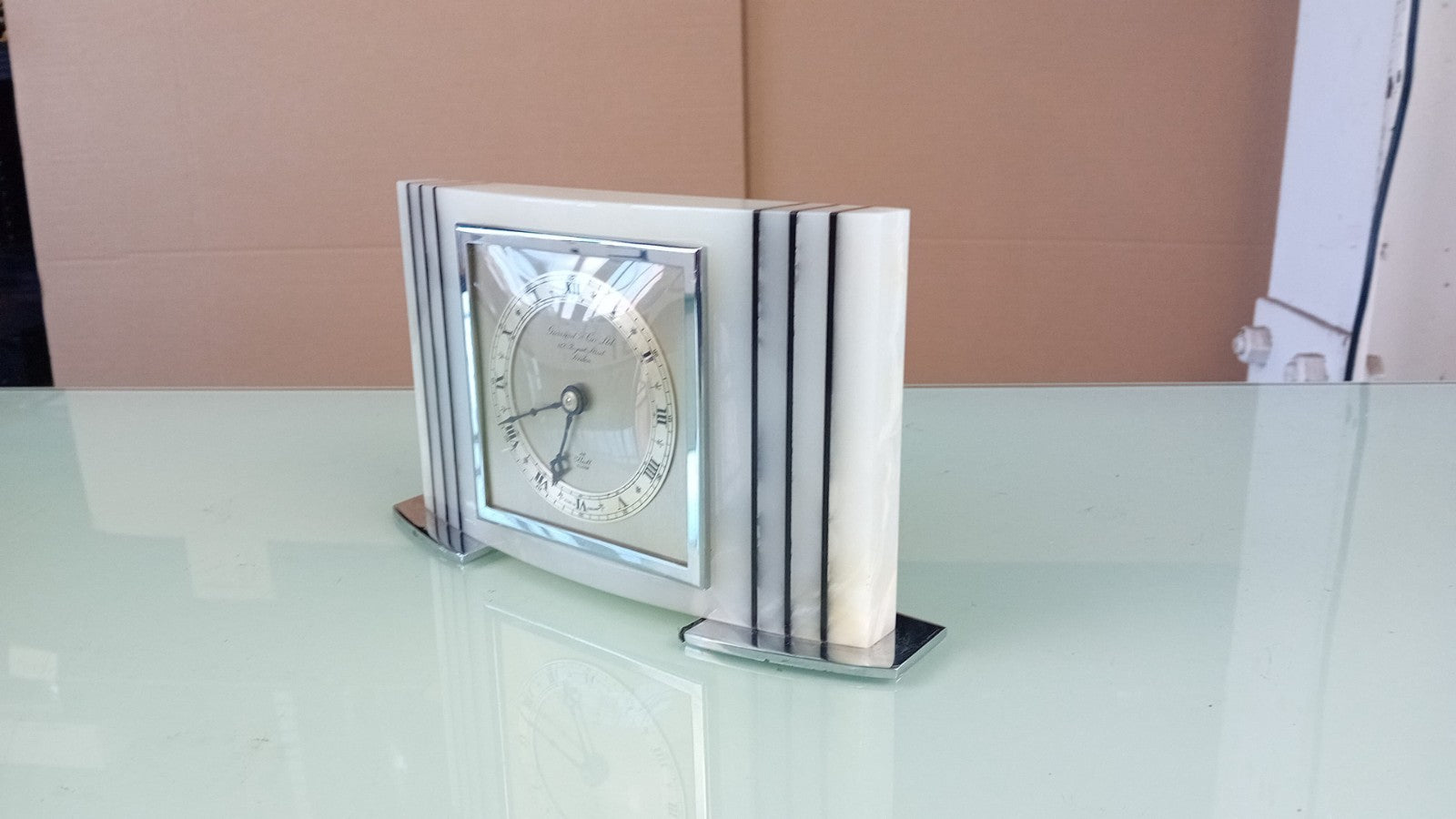 GARRARD & CO LTD AN ELLIOTT CLOCK MANTLE CLOCK