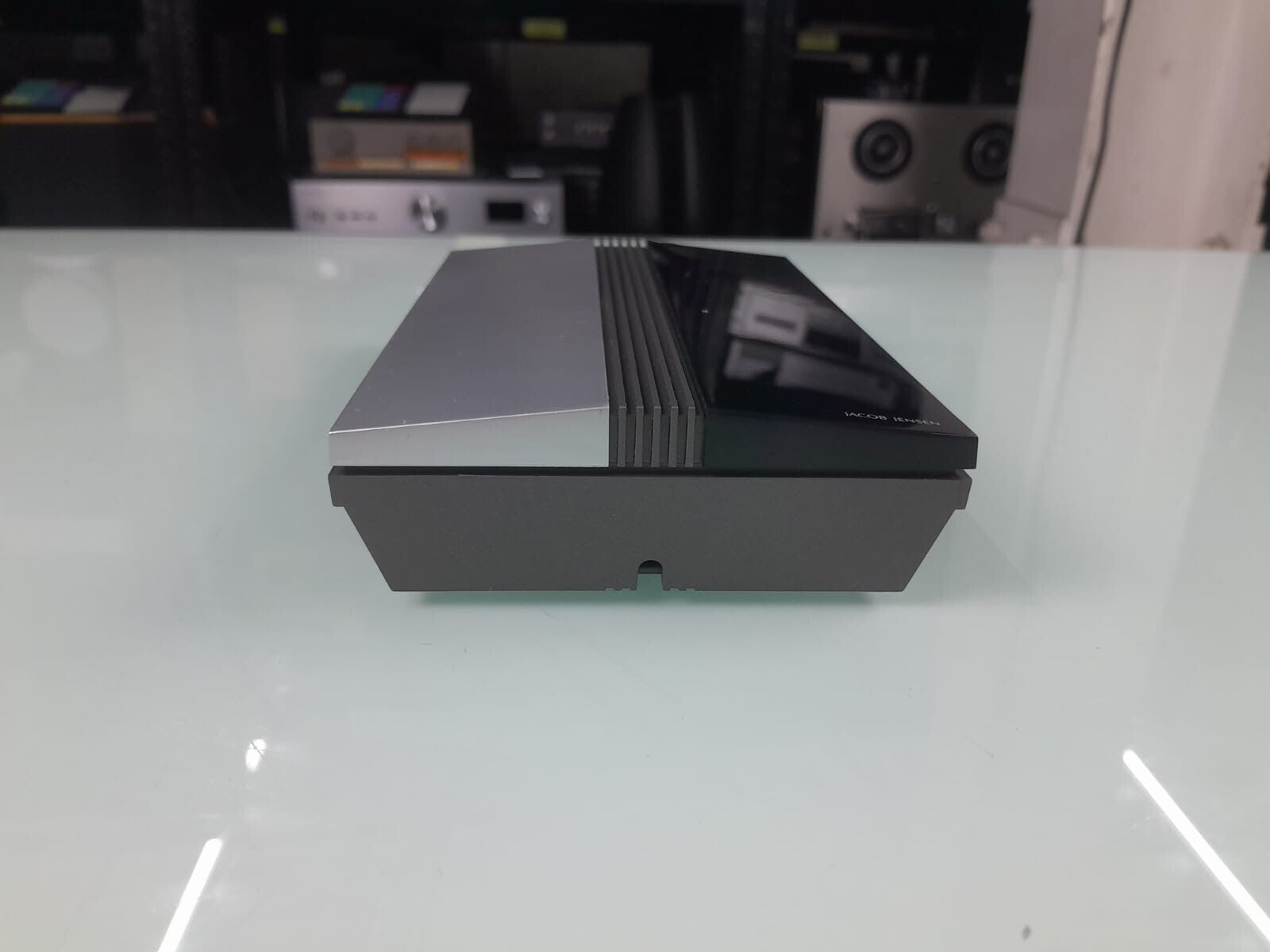 JACOB JENSEN BANG & OLUFSEN DOOR BELL RECEIVER