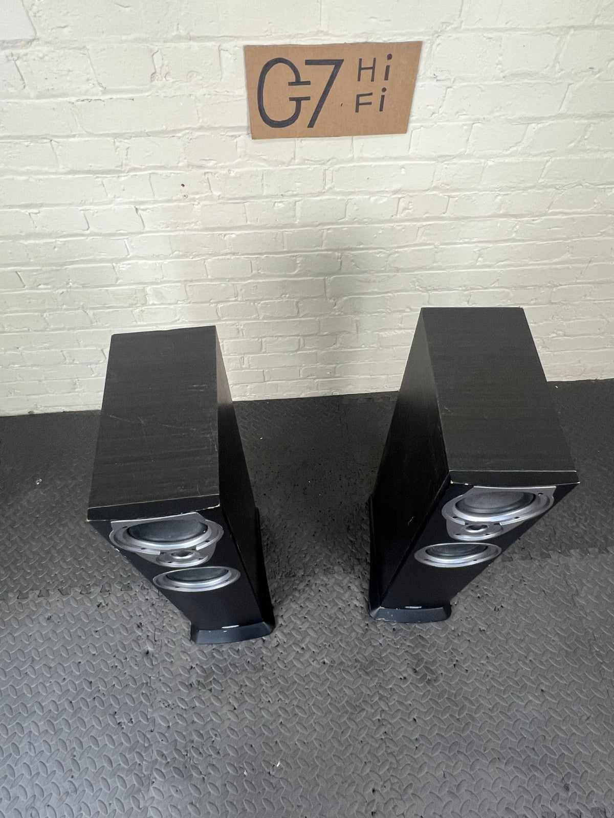 MISSION MX 3 FLOOR STANDING SPEAKERS WITH SPEAKER PLATFORMS STANDS
