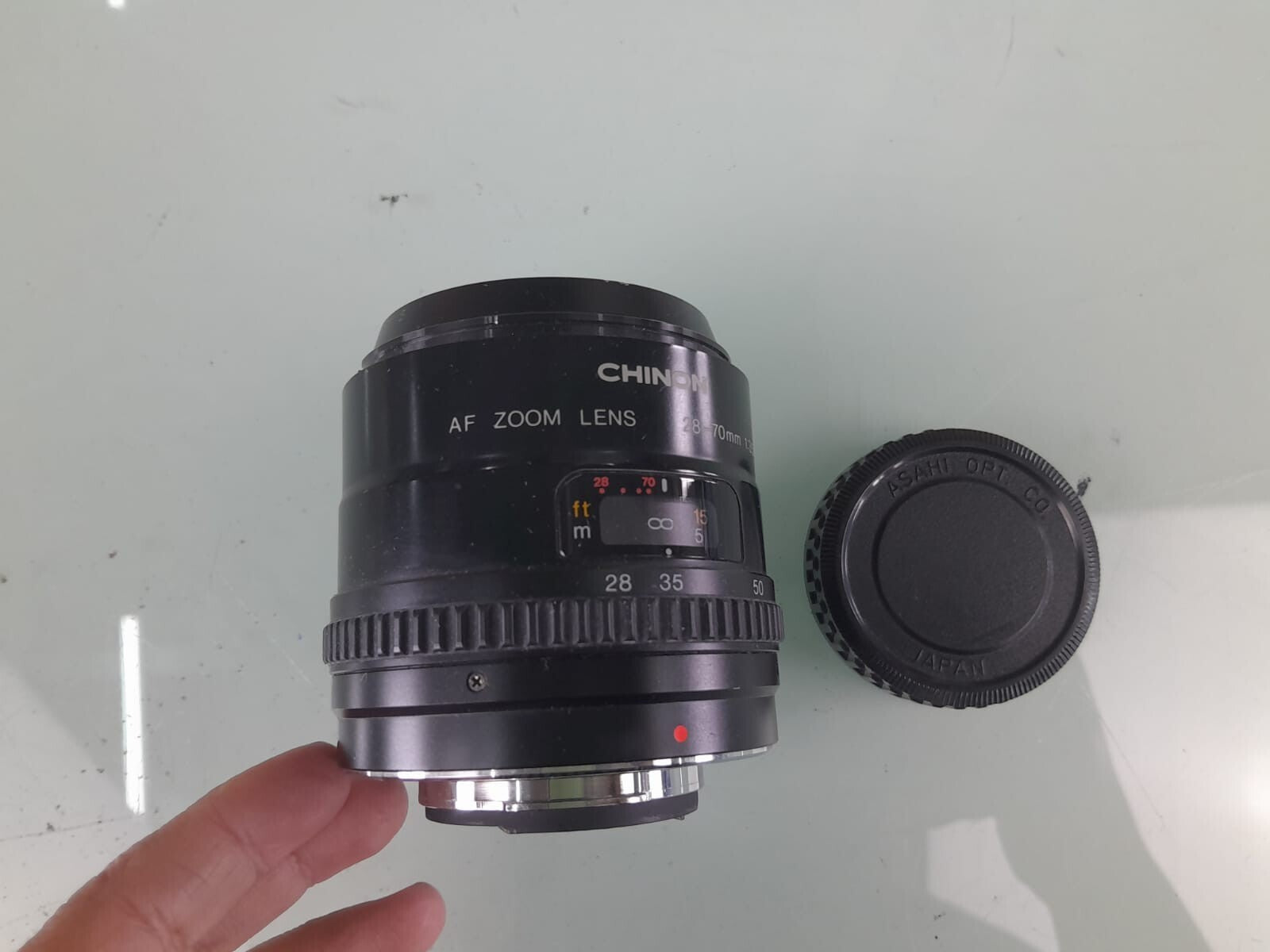 CHINON AF 28-70MM F/3.5-4.5 ZOOM LENS