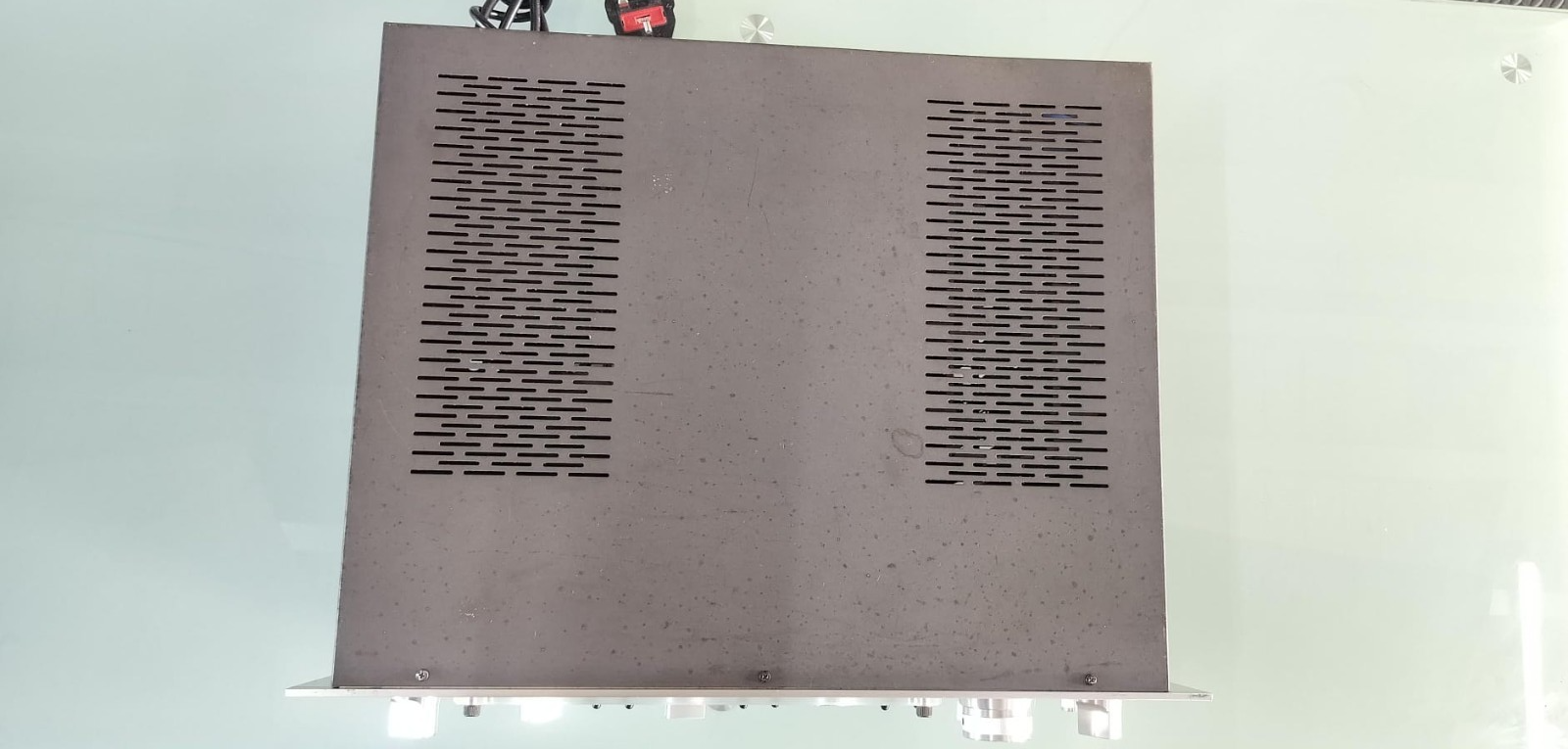 LEAK 3900A INTEGRATED STEREO AMPLIFIER