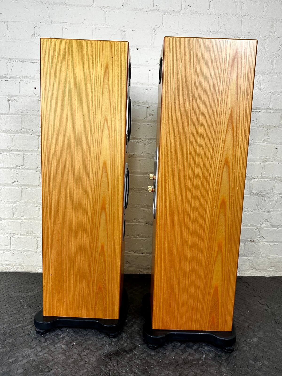 Monitor Audio Silver RS6 Floorstanding Speakers