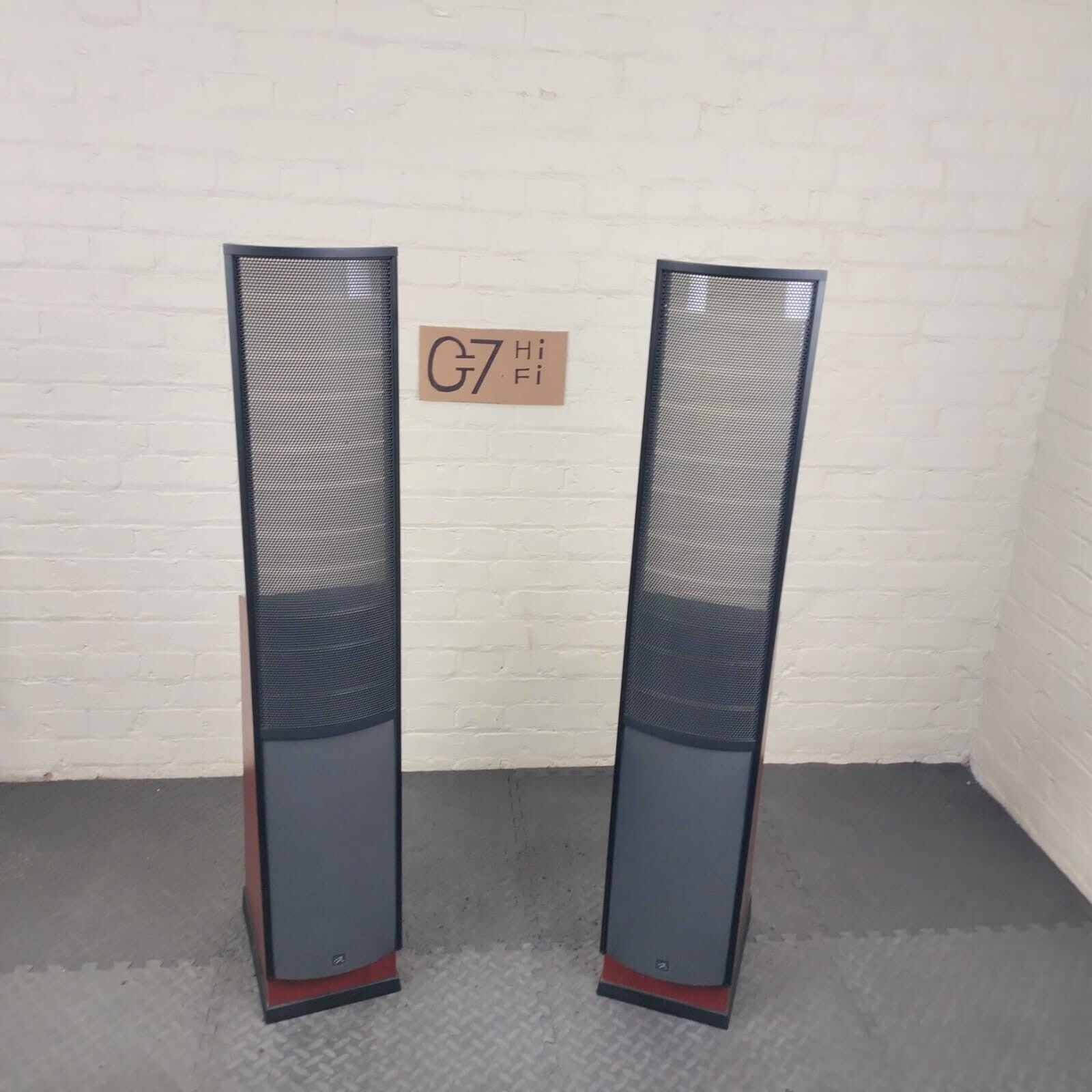 MARTIN LOGAN PURITY HYBRID ELECTROSTATIC FLOOR STANDING SPEAKERS