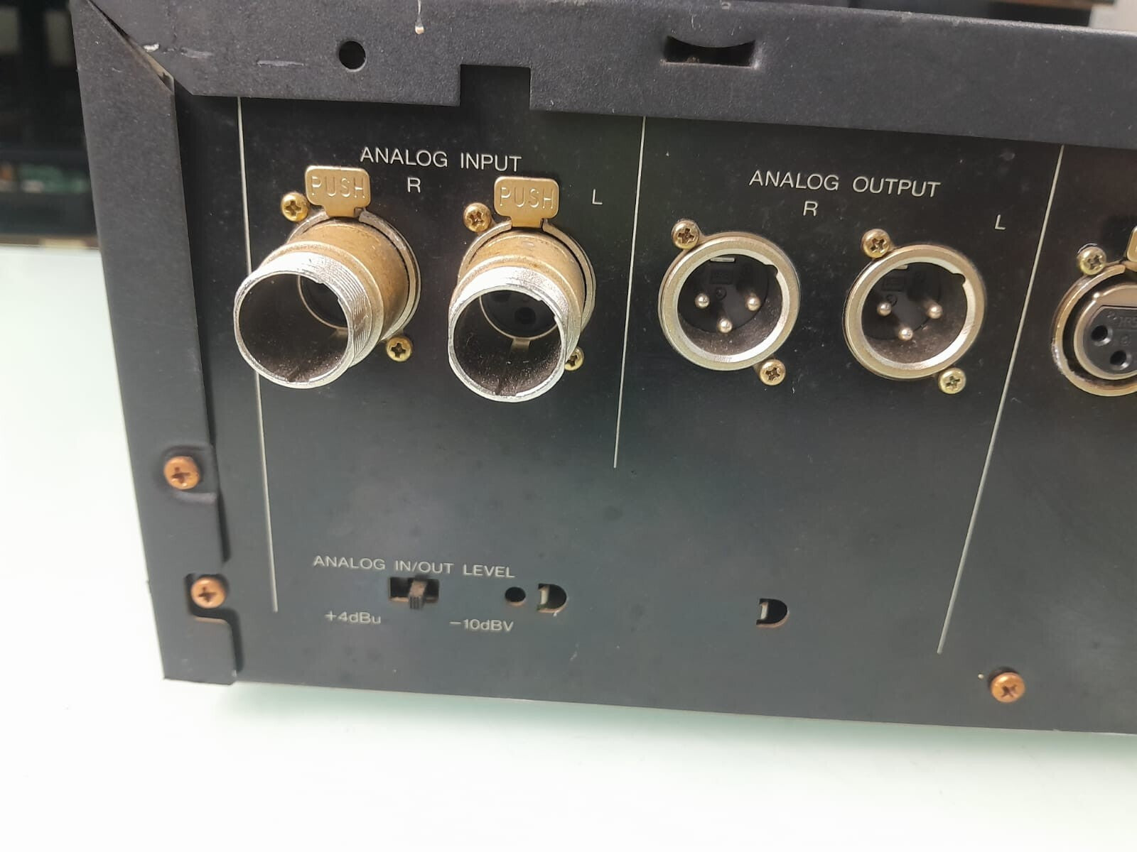 FOSTEX D 5 DIGITAL MASTER RECORDER