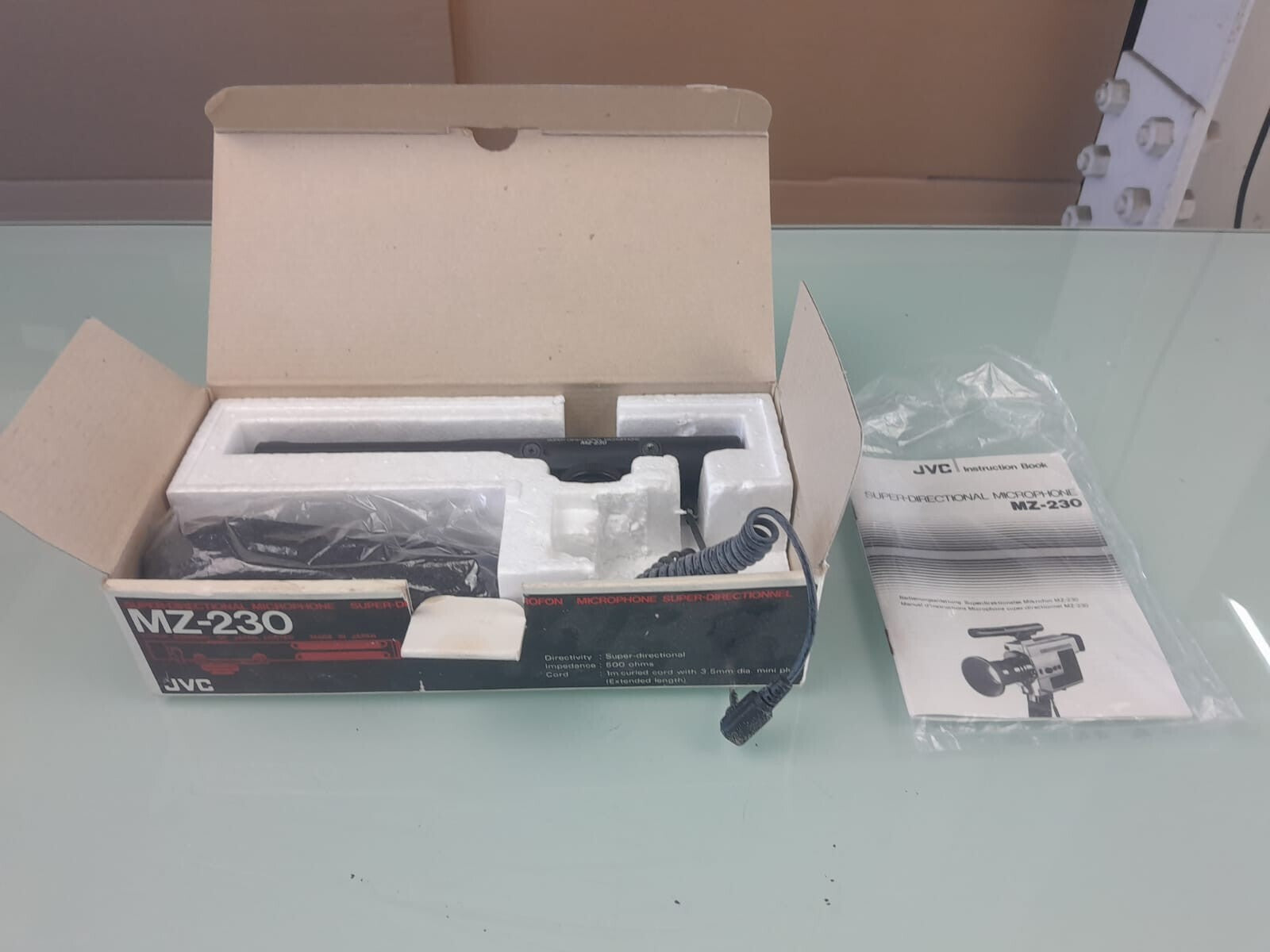 JVC MZ 230 SUPER-DIRECTIONAL MICROPHONE