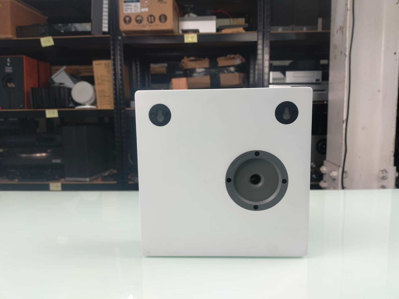 MONITOR AUDIO SOUNDFRAME 3 ON-WALL SPEAKER #002