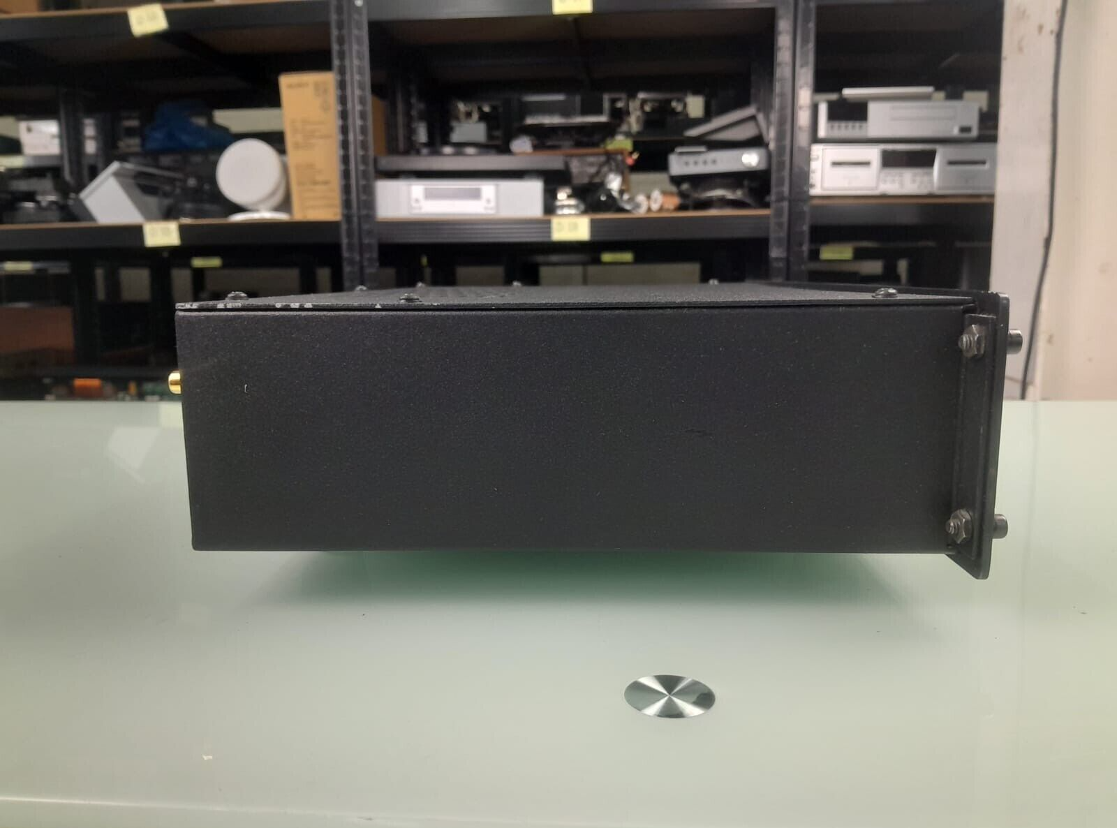 MAGNUM DYNALAB FT 101A ANALOG FM TUNER