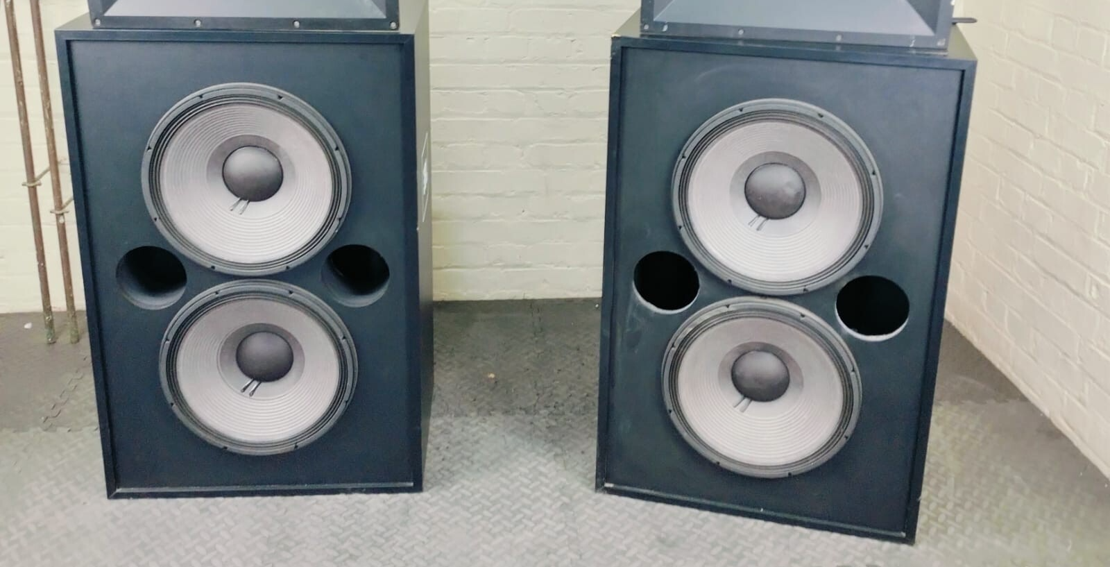JBL 4648A SPEAKERS 15 INCH PRO DUAL WOOFERS BASS BINS