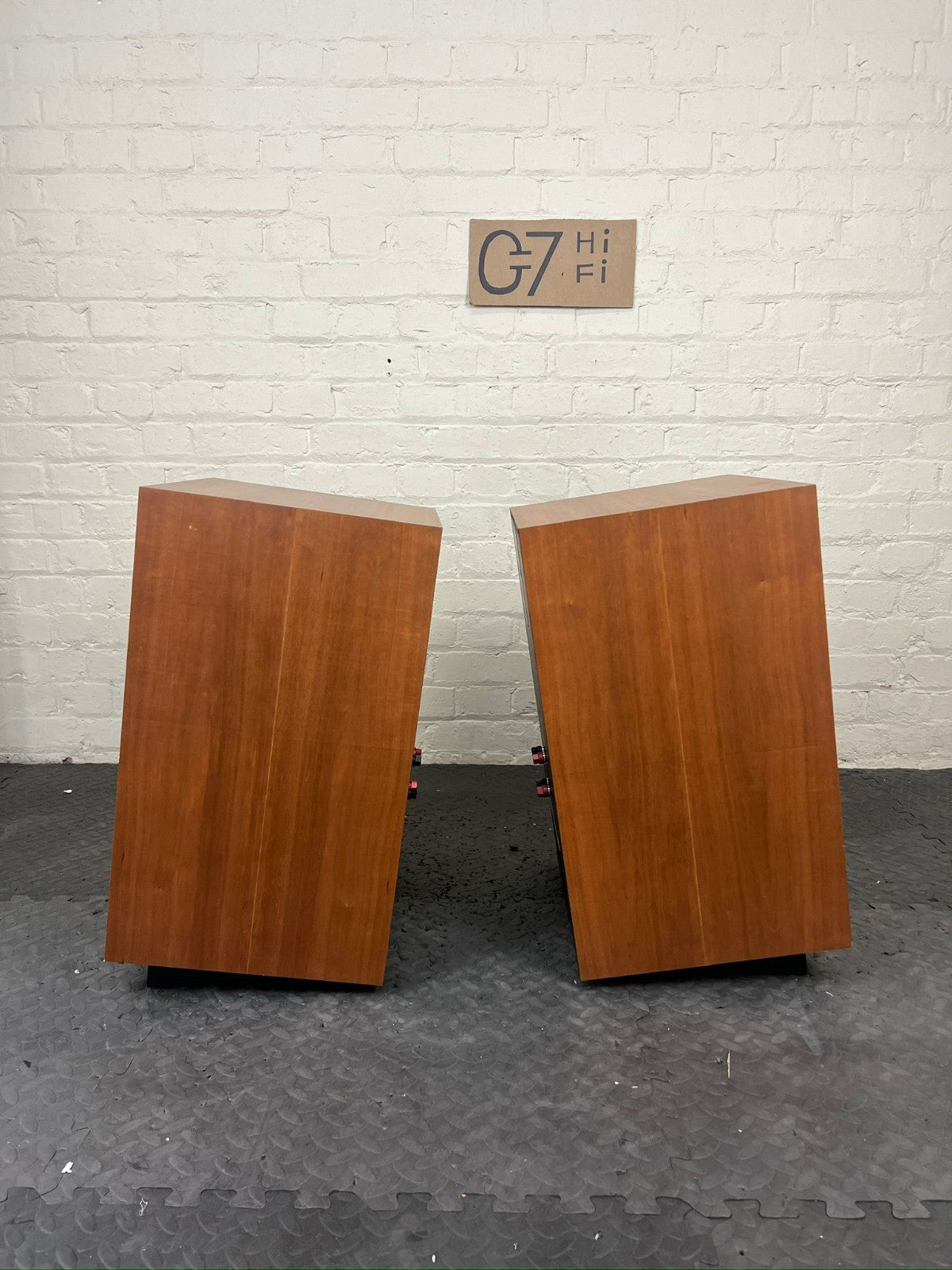 KLIPSCH HERESY IV NATURAL CHERRY FLOOR STANDING SPEAKERS