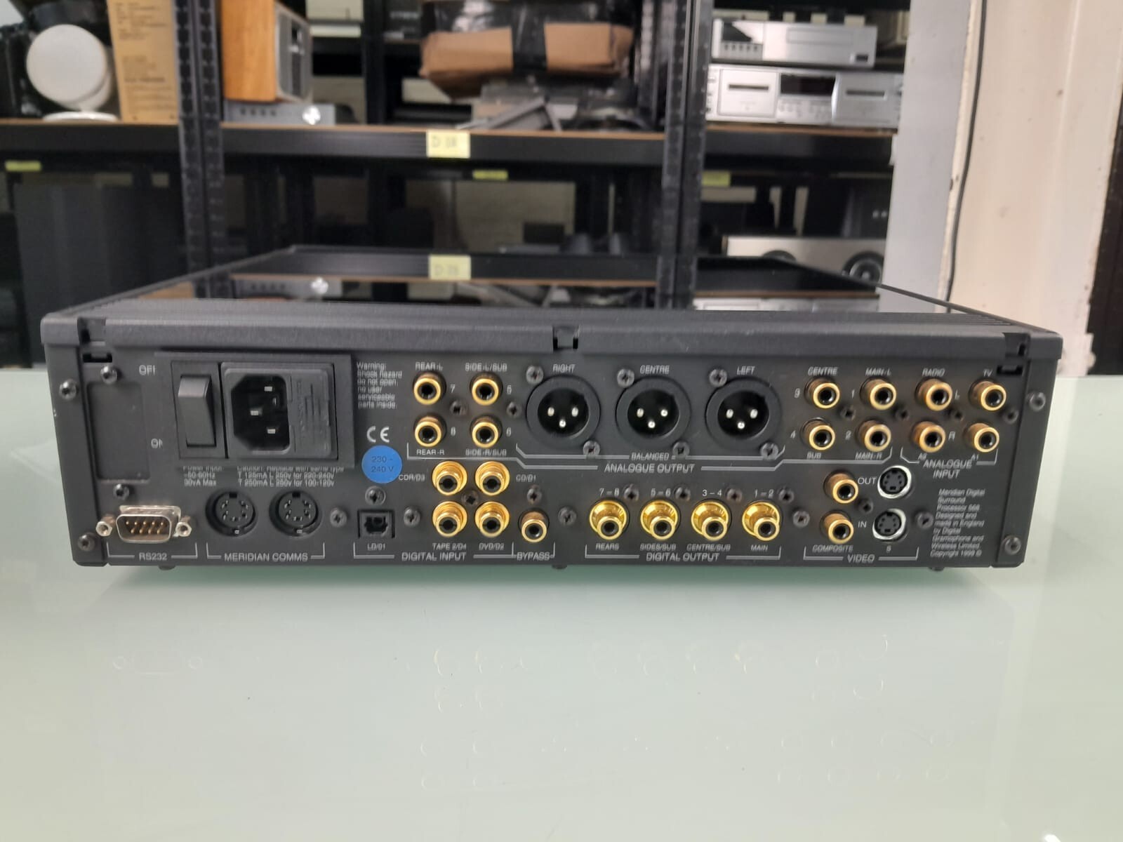 MERIDIAN 568 DIGITAL SURROUND PROCESSOR