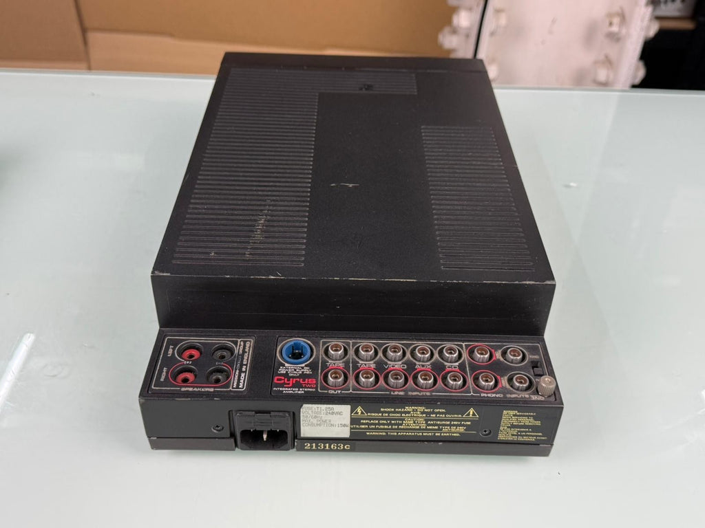 CYRUS 2 STEREO INTEGRATED AMPLIFIER