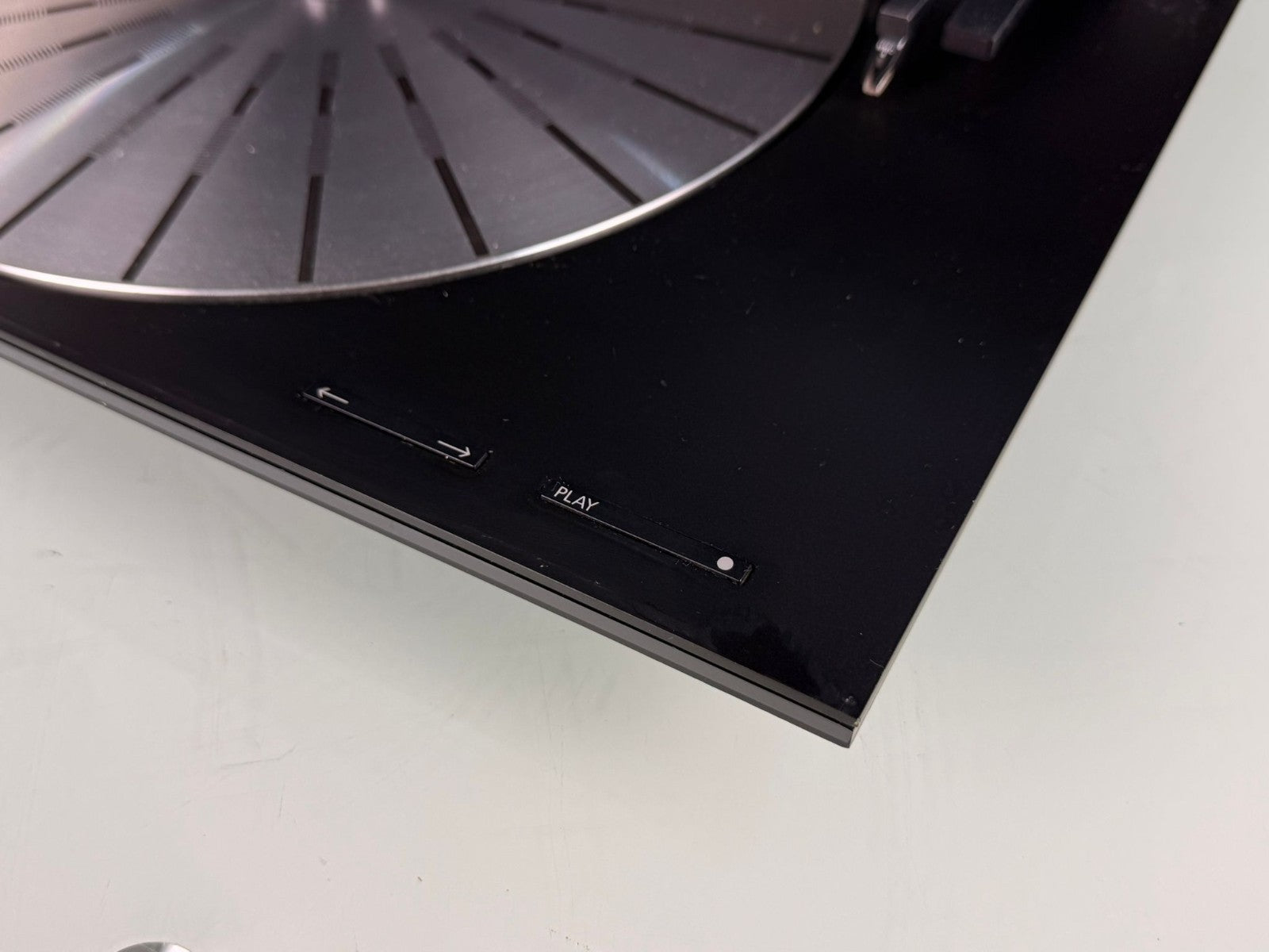 BANG & OLUFSEN B&O BEOGRAM 8500 TURNTABLE WITH MMC4 CARTRIDGE