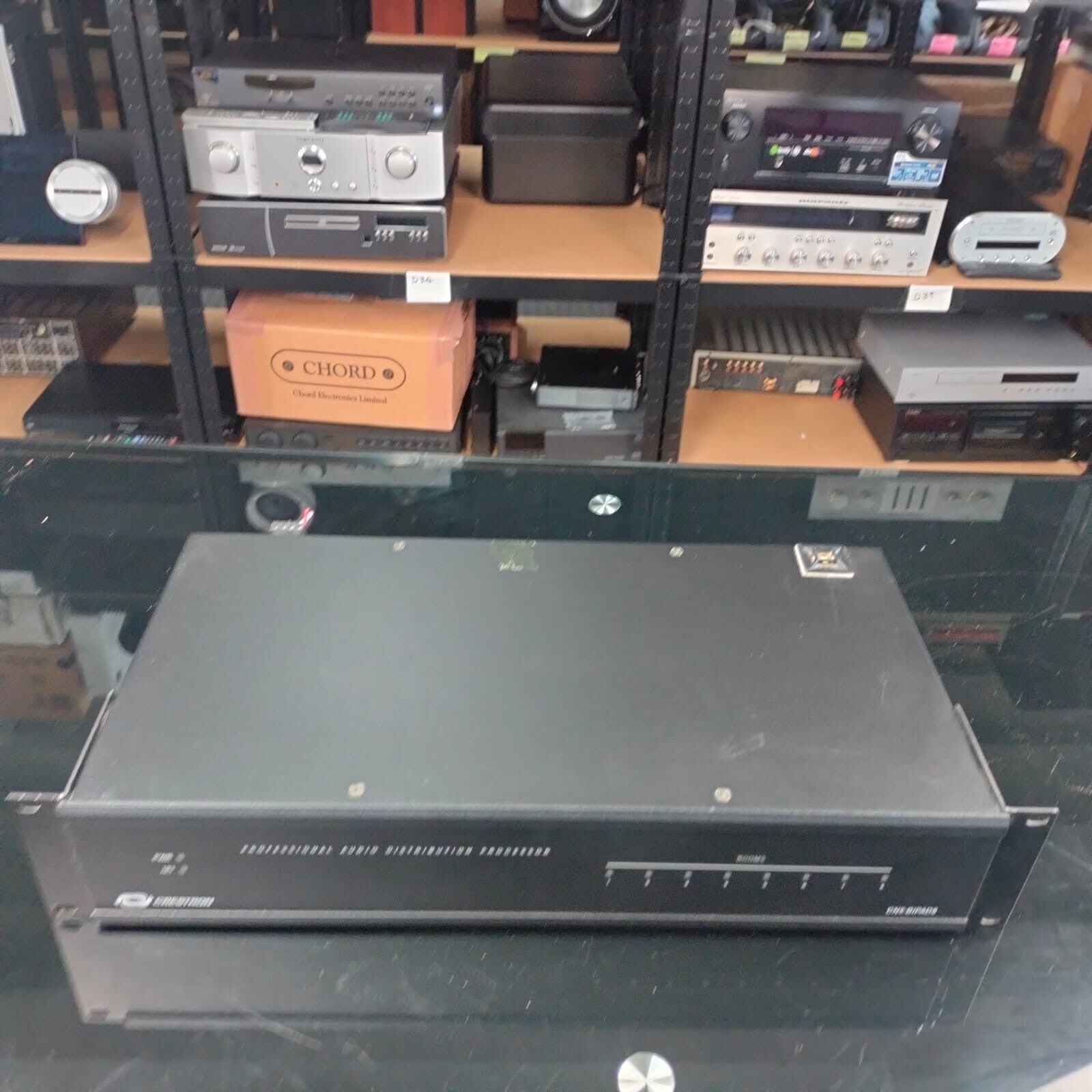 CRESTRON CNX-BIPAD8 PROFESSIONAL AUDIO DISTRIBUTION PROCESSOR #003