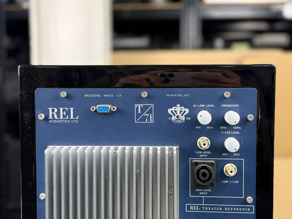 REL T7i SUBWOOFER