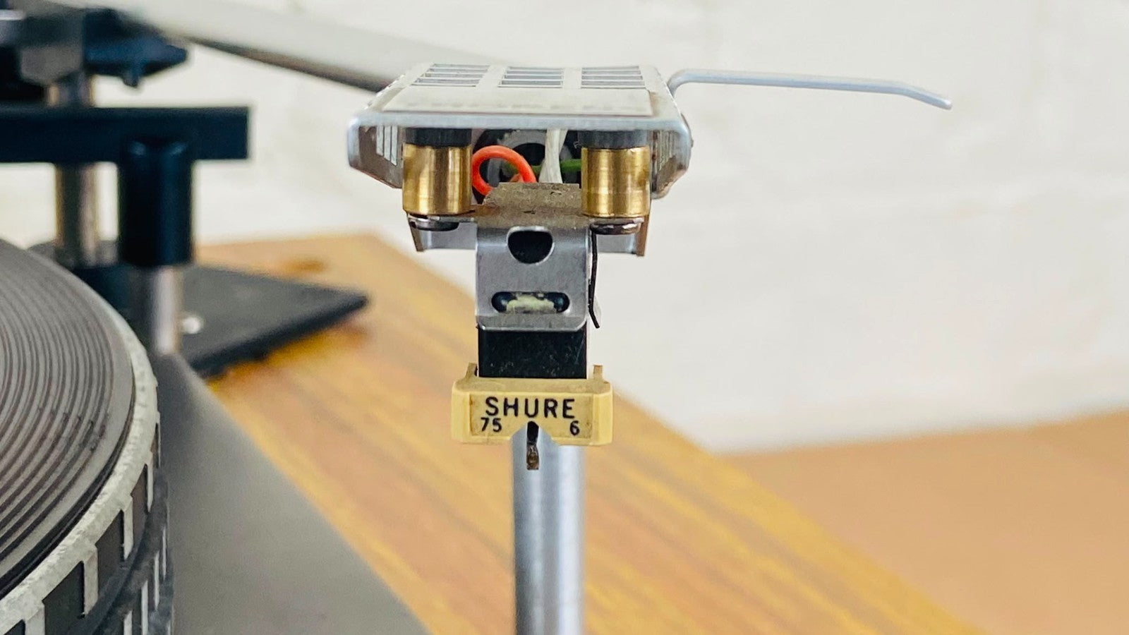 GARRARD 401 TURNTABLE WITH SHURE 75 6 CARTRIDGE