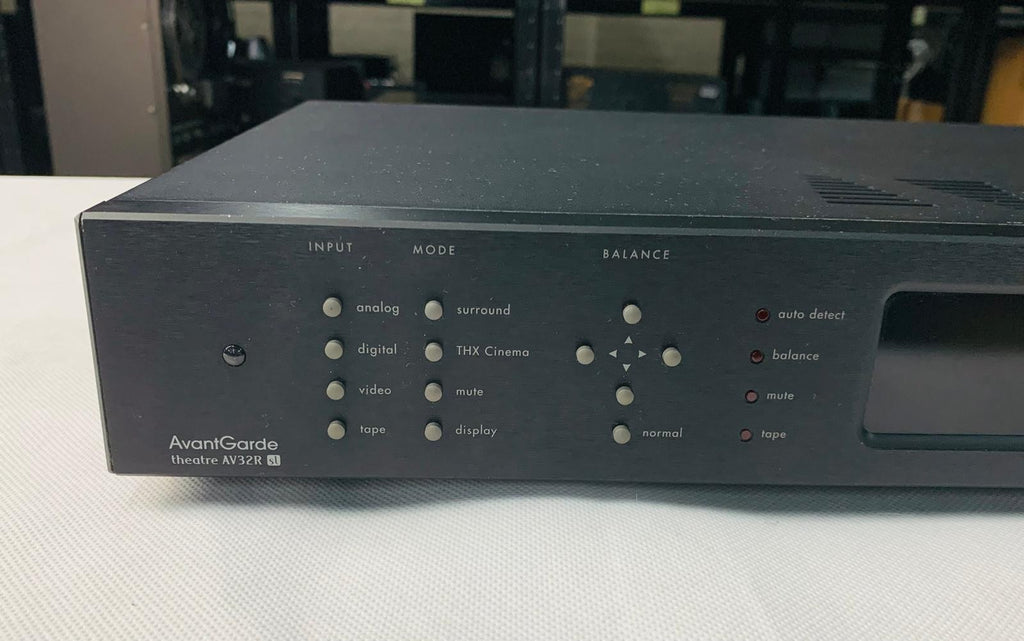 TAG MCLAREN AVANTGRADE THEATRE AV32R SL PRE AMPLIFIER