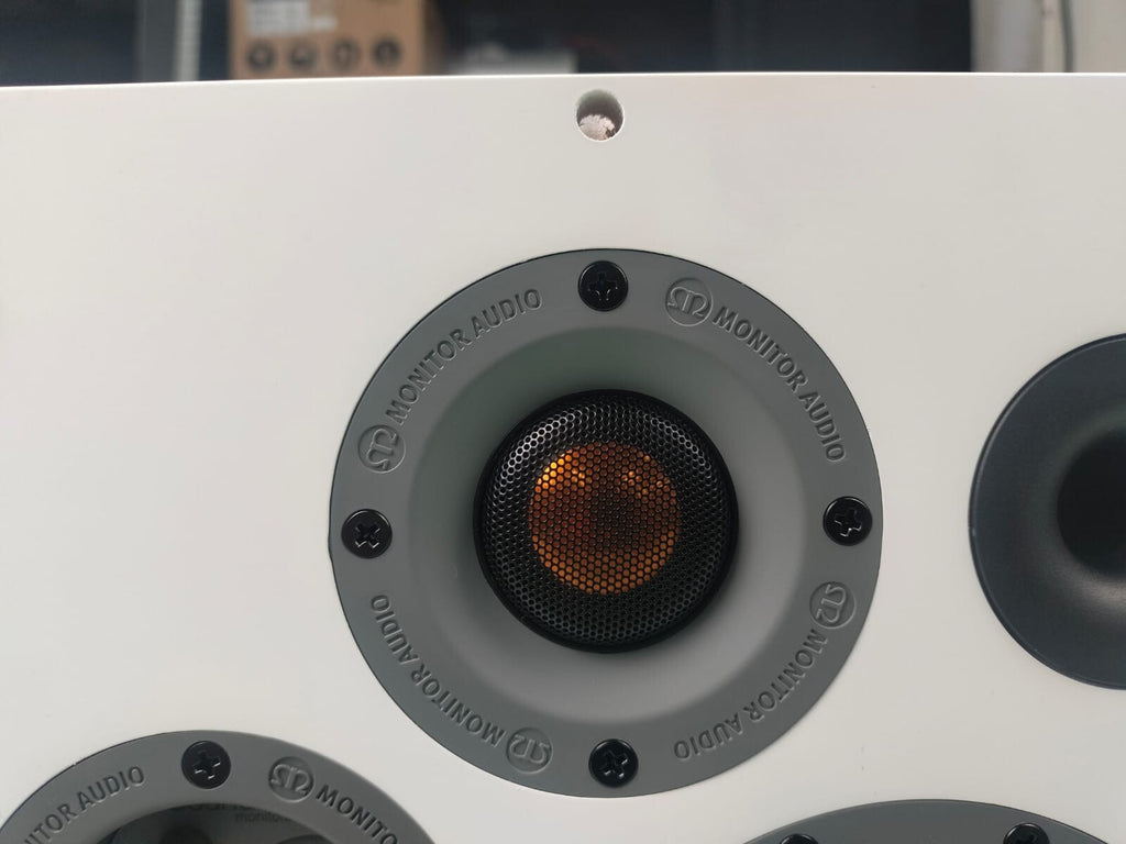 MONITOR AUDIO SOUNDFRAME 3 ON-WALL SPEAKER #002