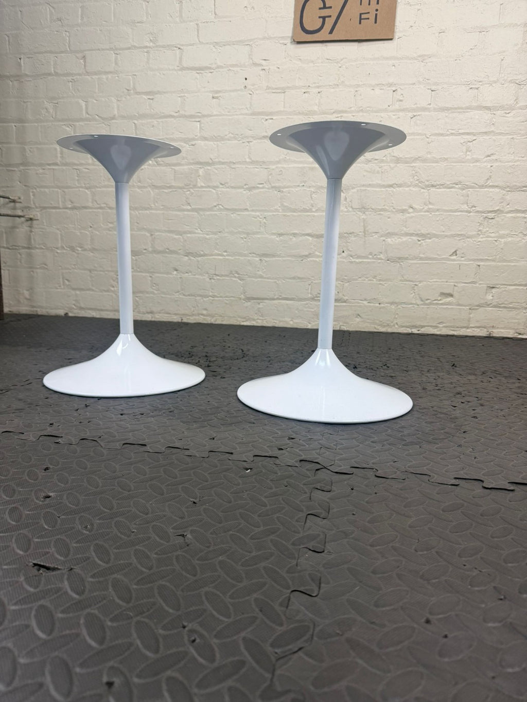 BOSE 901 TRUMPET FLOOR SPEAKER STANDS