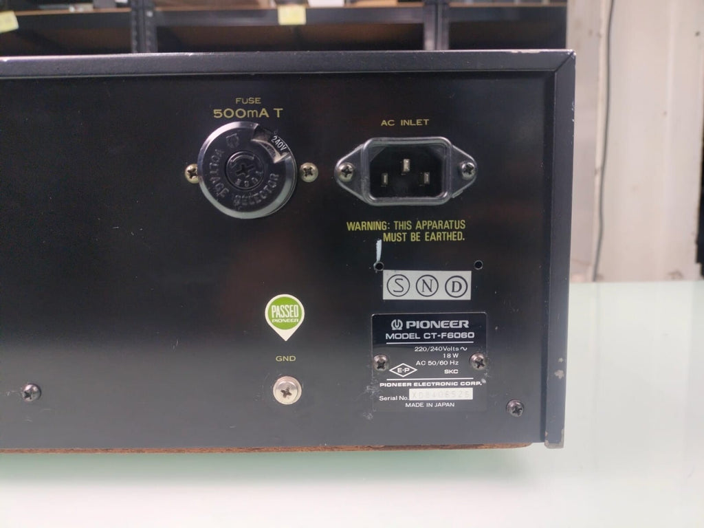 PIONEER CT-F6060 STEREO CASSETTE TAPE DECK