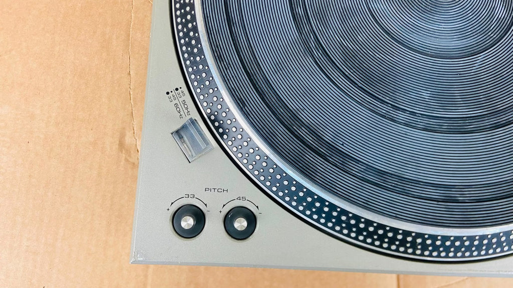 Technics SL-150 Direct Drive Turntable with SME Armboard