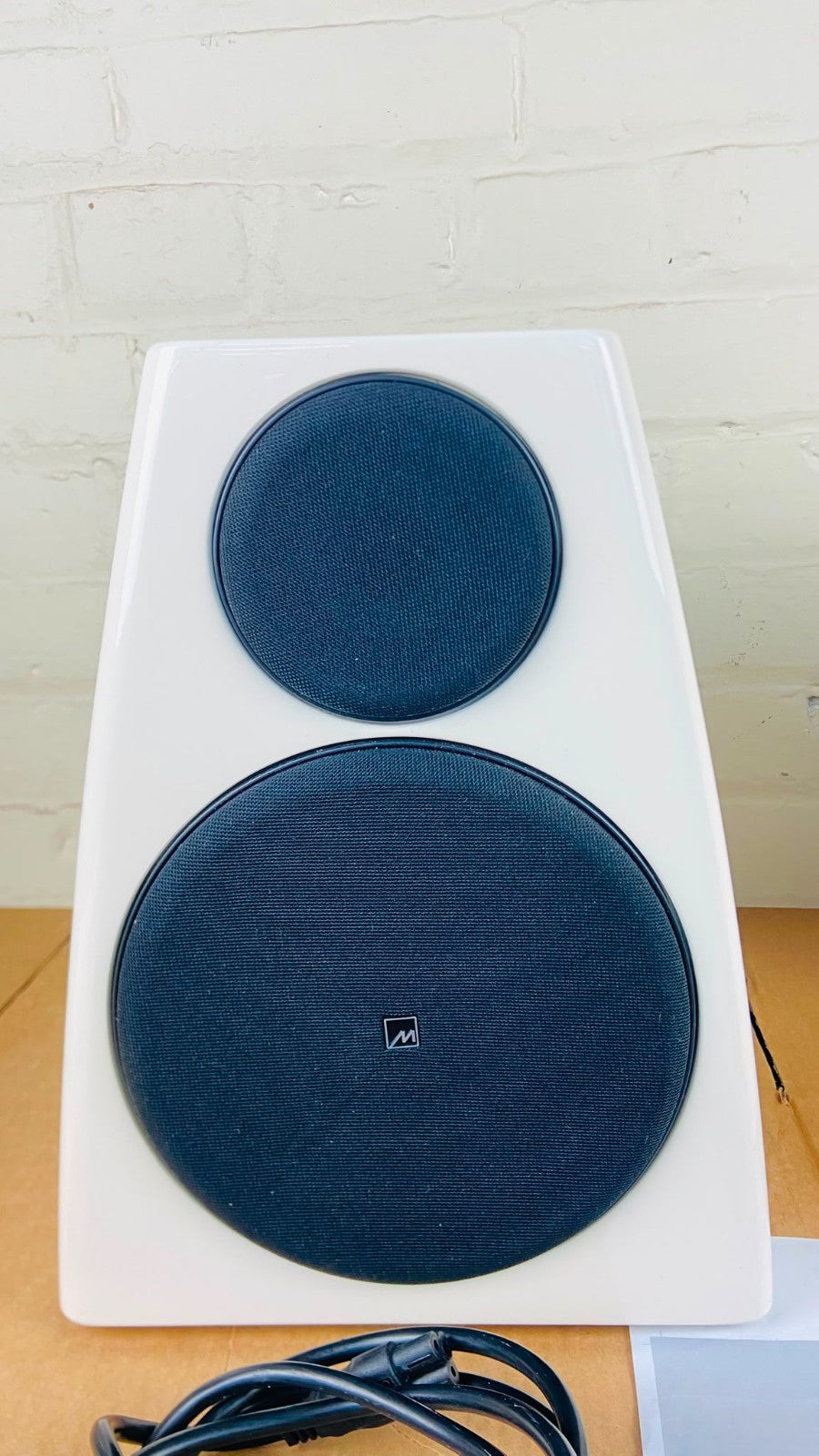 MERIDIAN DSP3200 SPEAKERS