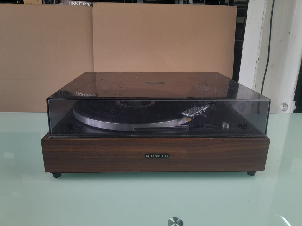 PIONEER PL 15D STEREO TURNTABLE