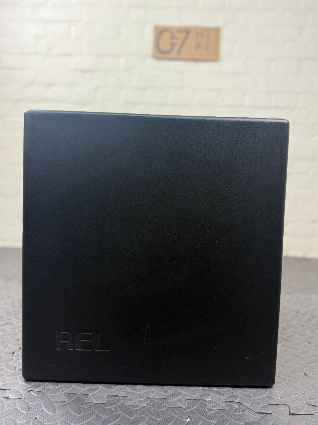 REL Q50 POWERED SUB BASS SUBWOOFER