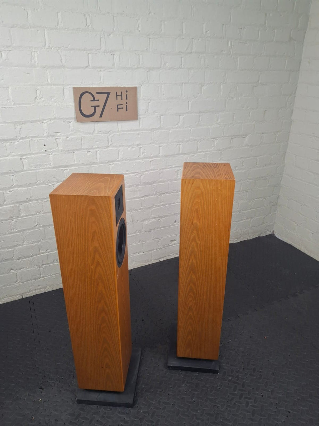 NEAT ACOUSTICS ELITE FLOOR STANDING SPEAKERS