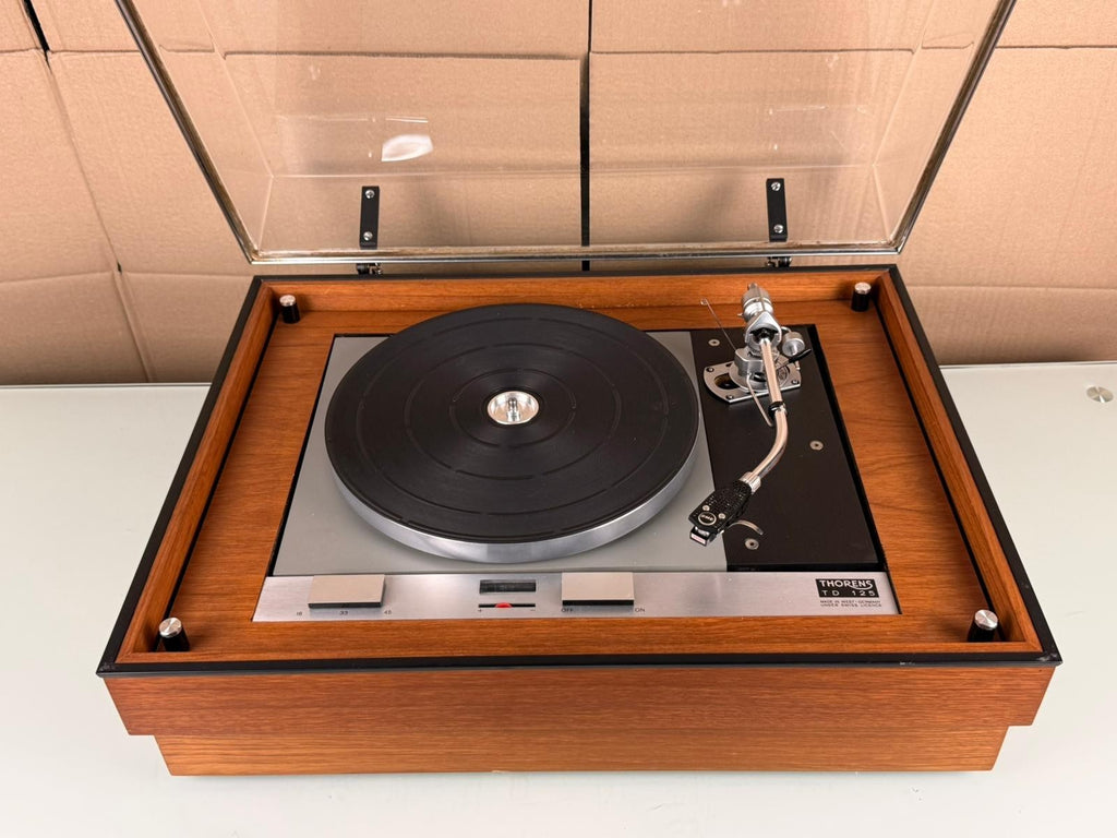 SERVICED THORENS TD 125 TURNTABLE WITH SME 3009 TONEARM
