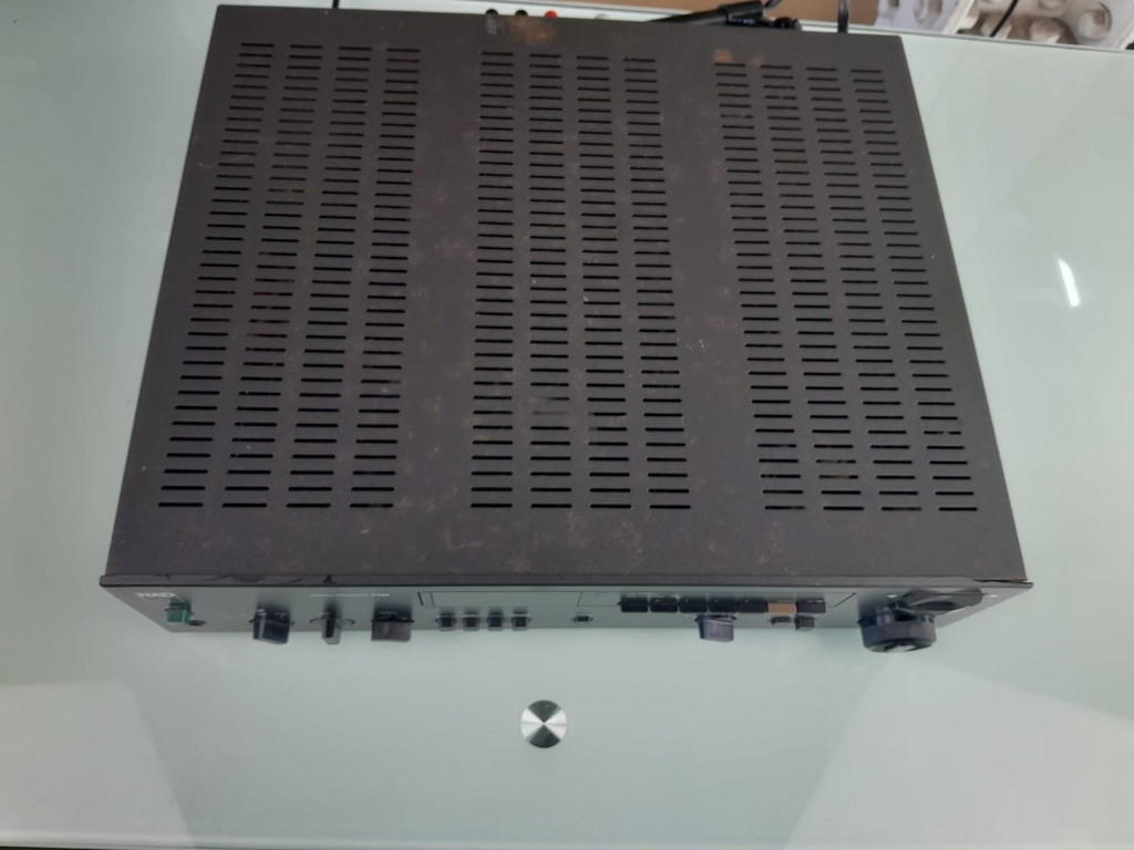 NAD 7130 STEREO RECEIVER