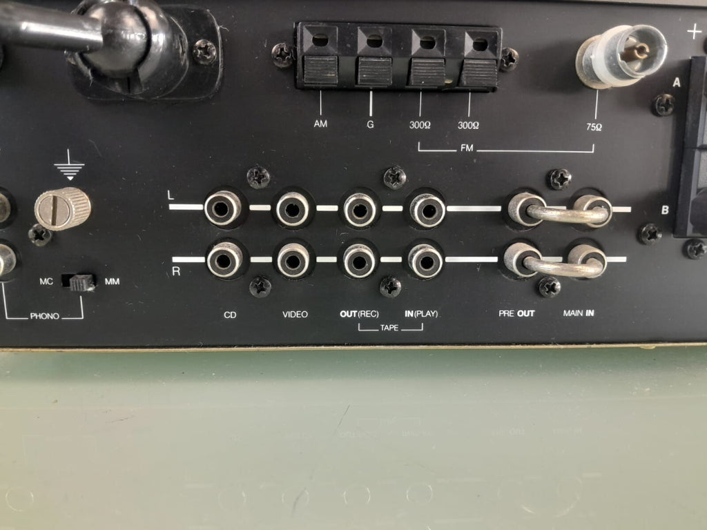 NAD 7130 STEREO RECEIVER