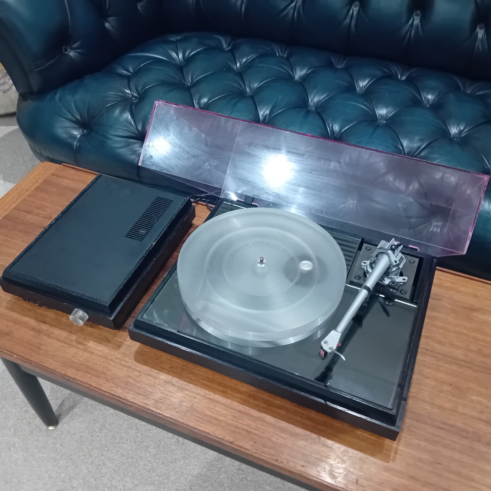 PINK TRIANGLE ANNIVERSARY TURNTABLE SME SERIES IV 4 TONEARM ORTOFON MC VIVO