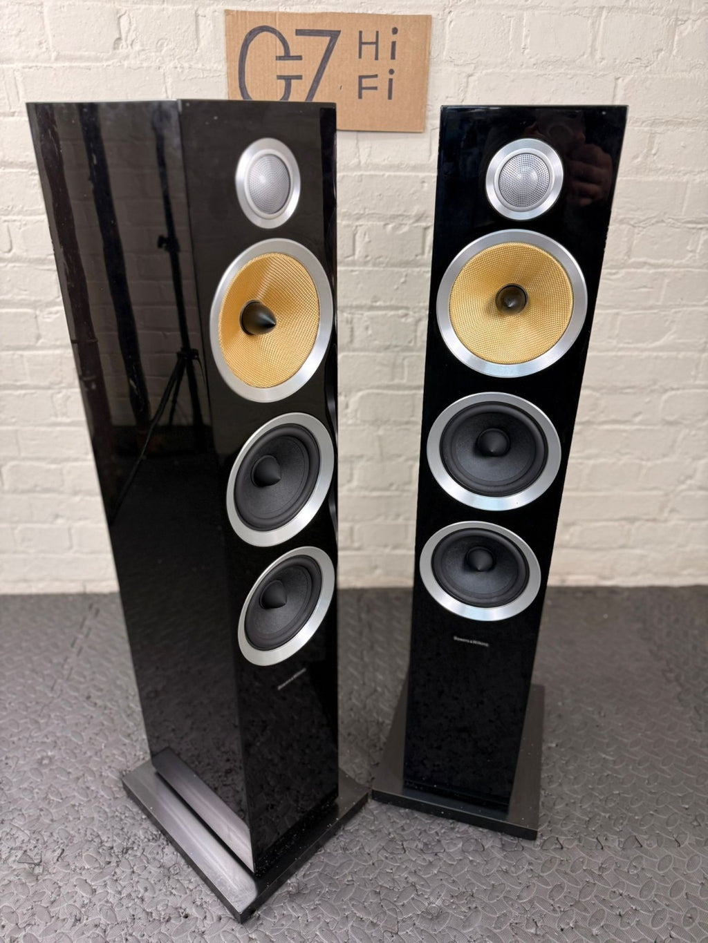 BOWERS & WILKINS B&W CM8 S2 FLOOR STANDING SPEAKERS