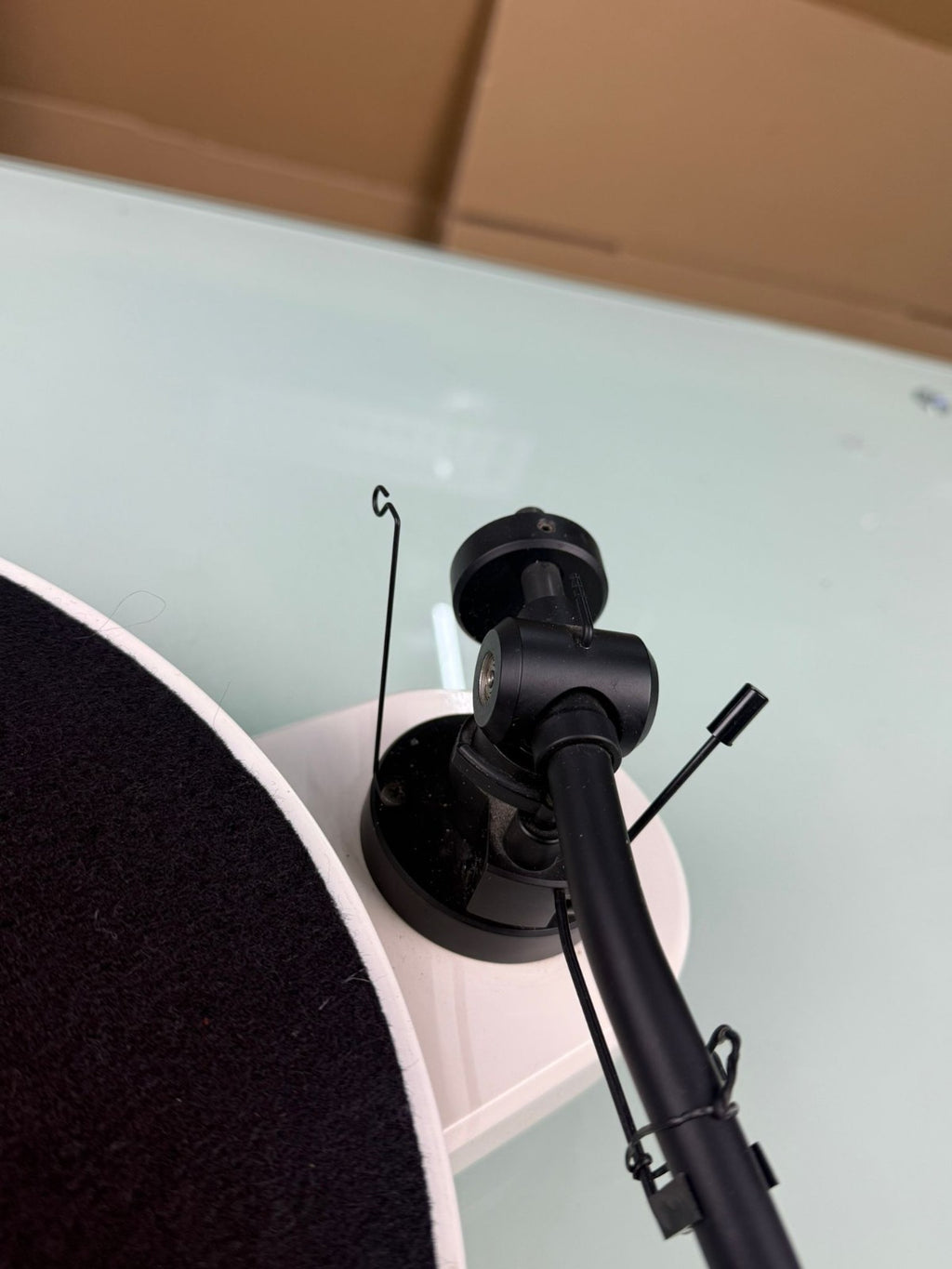 PRO-JECT RPM 1.3 GENIE WHITE TURNTABLE