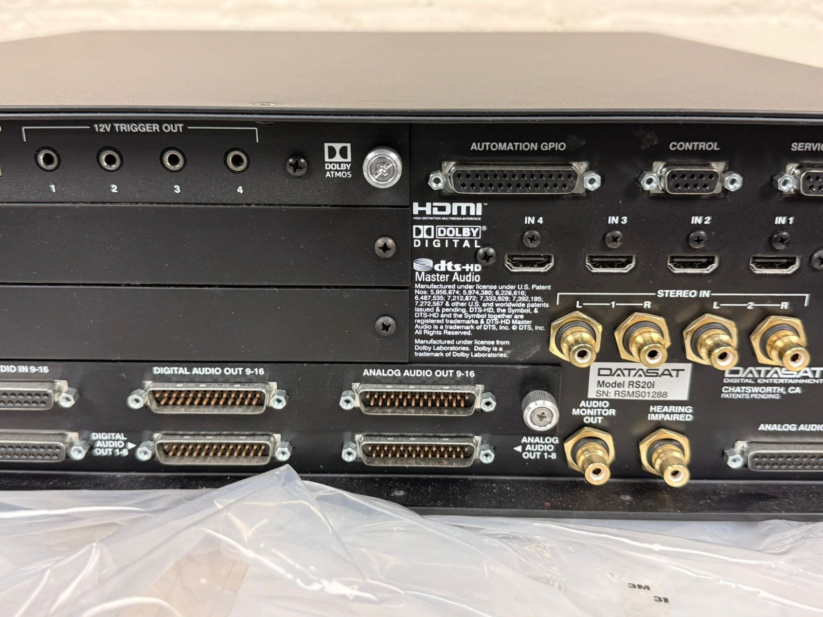DATASAT RS20i 16-channel surround sound processor CINEMA