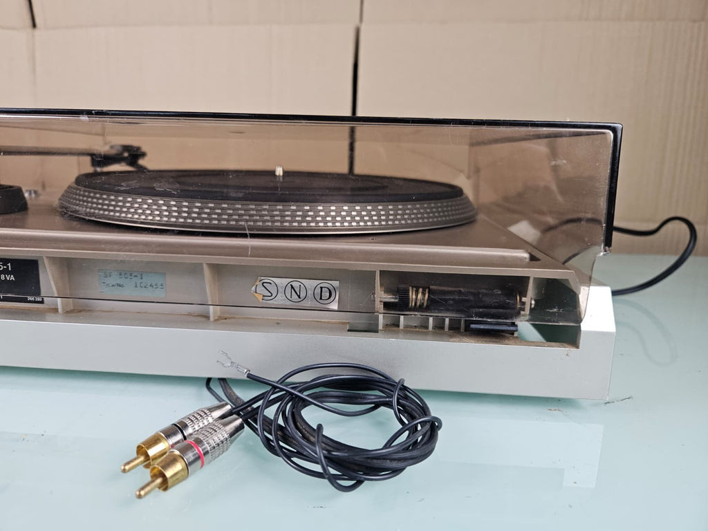 DUAL CS 505-1 TURNTABLE WITH ORTOFON CARTRIDGE