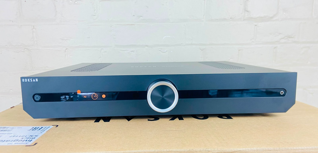 BRAND NEW ROKSAN ATTESSA INTEGRATED AMPLIFIER